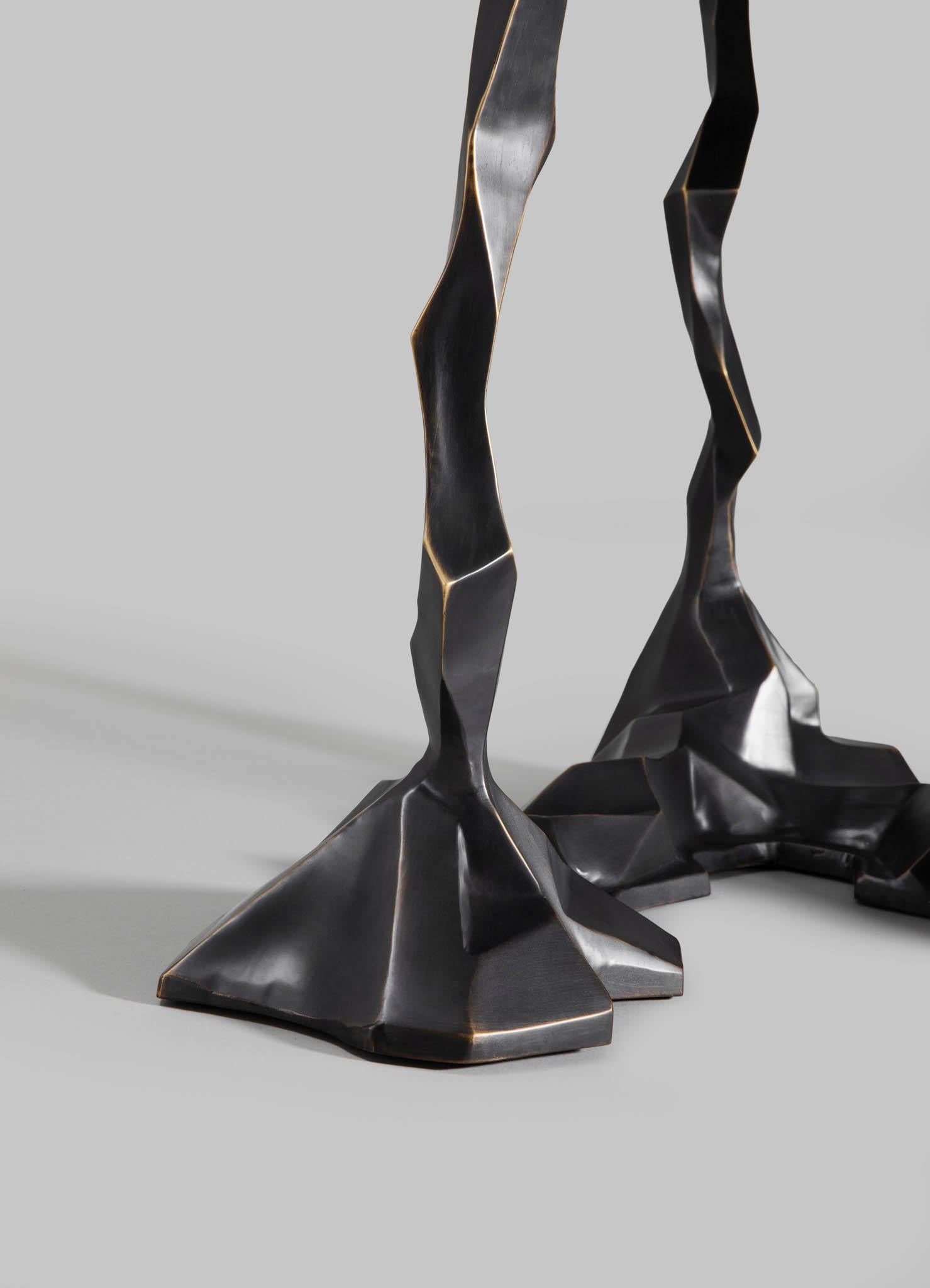 XXIe siècle et contemporain Table basse Leh en laiton avec pierres semi-précieuses Viya de Vikram Goyal en vente