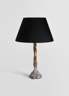 Lampe de table Leh en laiton, Viya by Vikram Goyal
