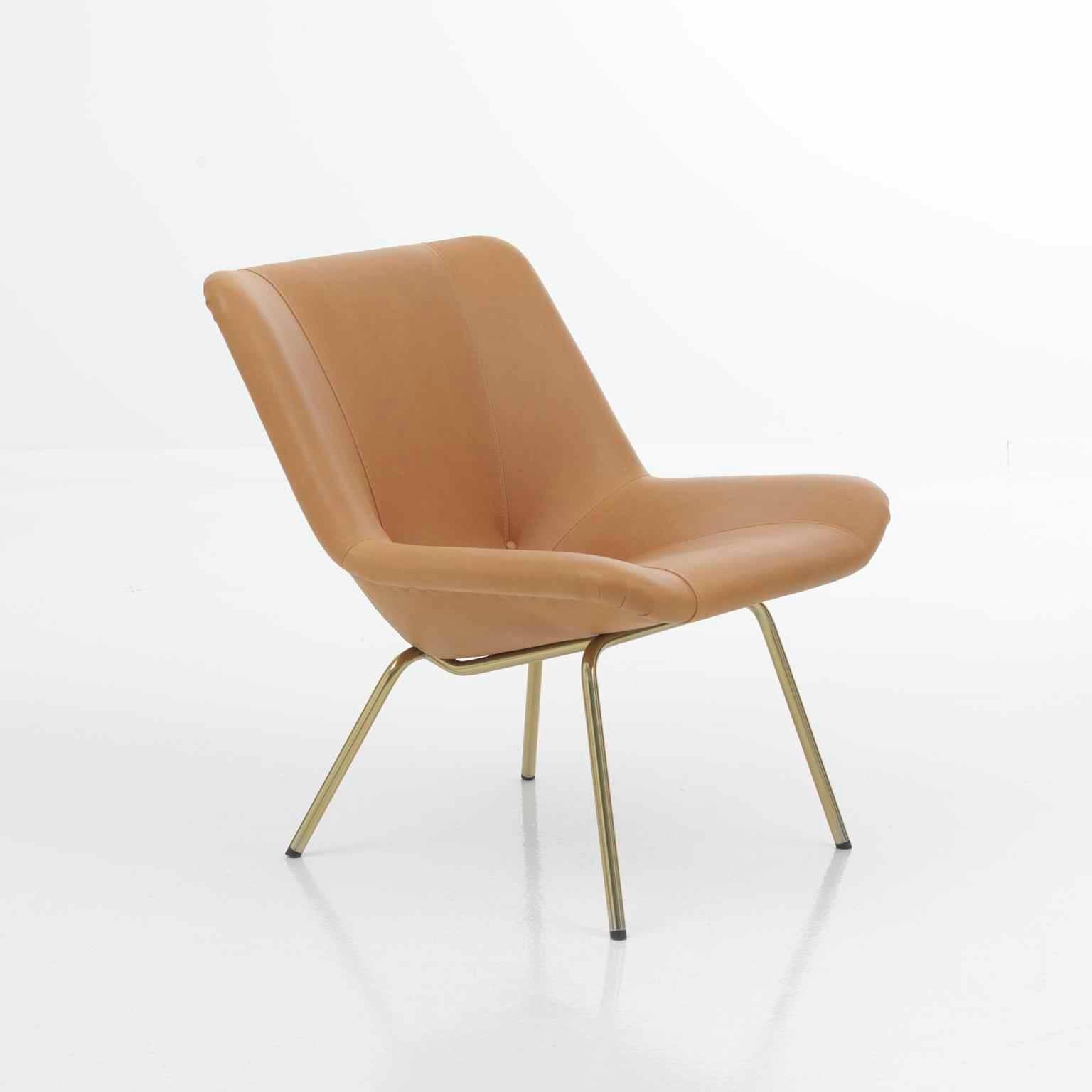 The Lehti chair combines an upholstered seat with legs of metal tubing. Although it was designed already in 1956, this chair is of Streamlined Modern form. The frame of the Lehti chair, like all reissued versions of furniture by Carl Gustav Hiort af