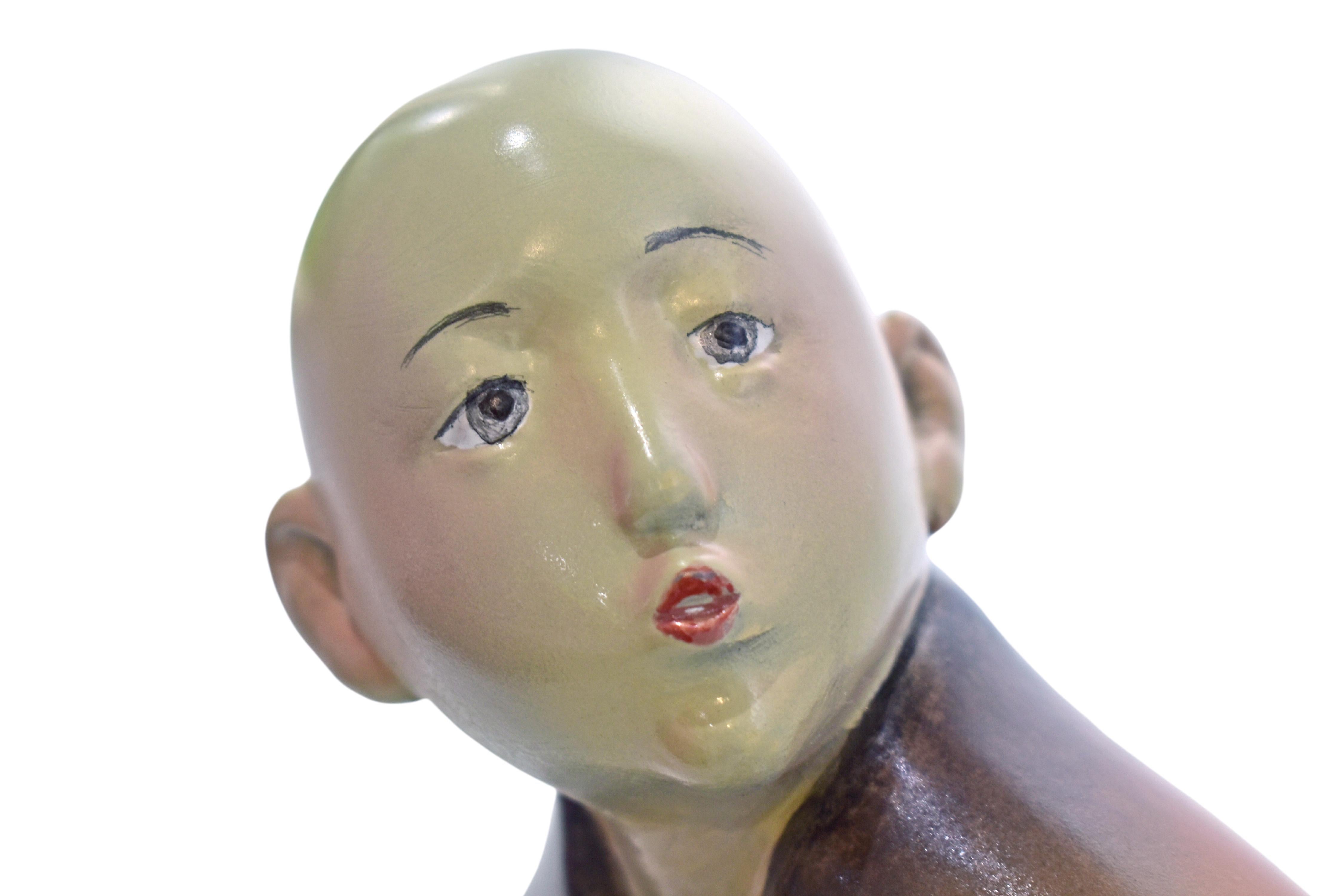 Lei Lei 雷磊

1982  China

Las esculturas de Lei Lei apelan a la fuerte personalidad del artista. Crea una belleza de silencio con un lenguaje escultórico puro. Las figuras de Buda de las cuevas inspiraron las esculturas de Lei Lei. Lei Lei crea