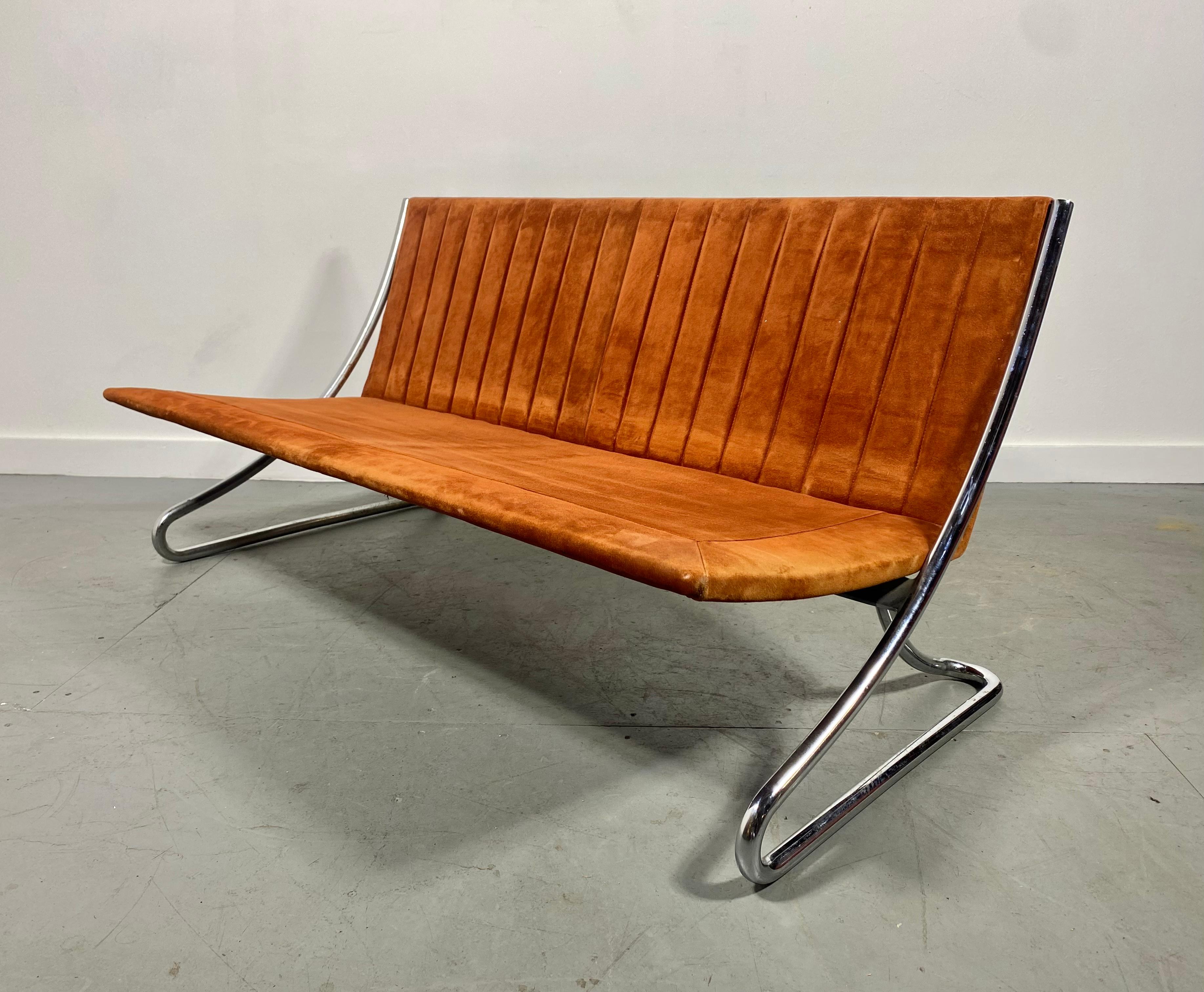 Leif Jacobsen Sette's Steel Frames & Suede Ribbed Upholstery, Modern / Spaceage 5
