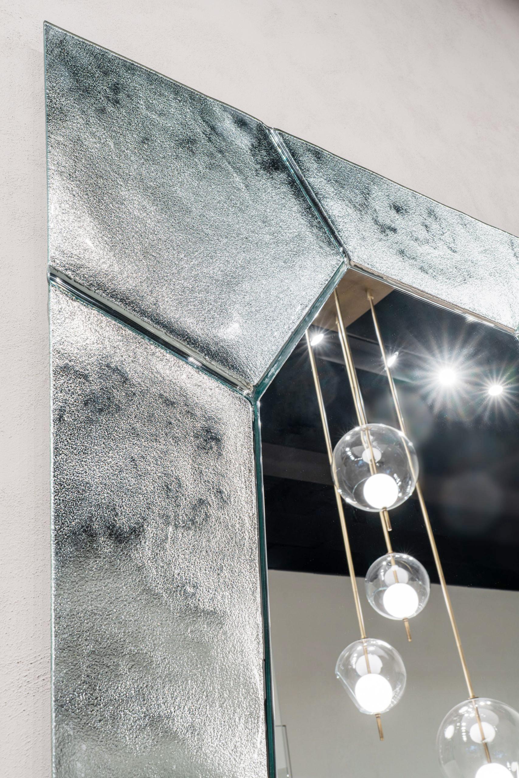 Miroir Leila en verre argenté Neuf - En vente à Paris, FR
