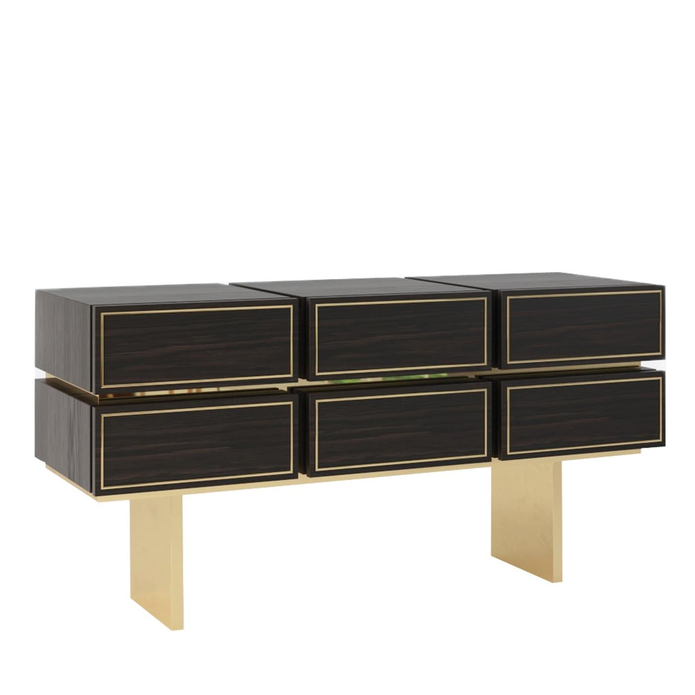 This stunning wooden dresser is composed of six spacious drawers embellished with brass-finished metal details that match the same finish of the dainty metal sheets supporting the whole structure. Perfect to be displayed in the most refined