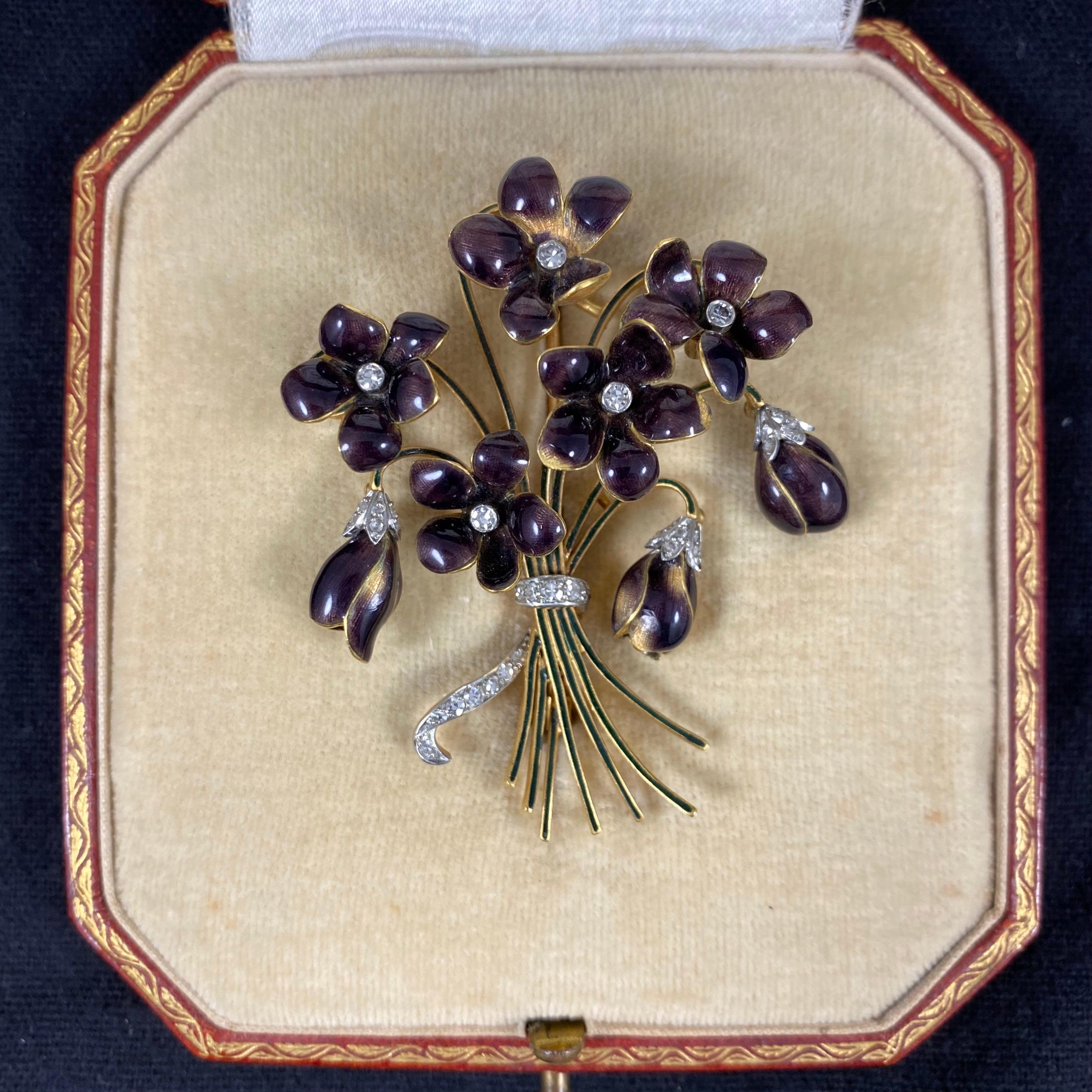 Leitão & Irmão Retro 1940s Diamond Enamel Violet Floral Bouquet Brooch Gold For Sale 3