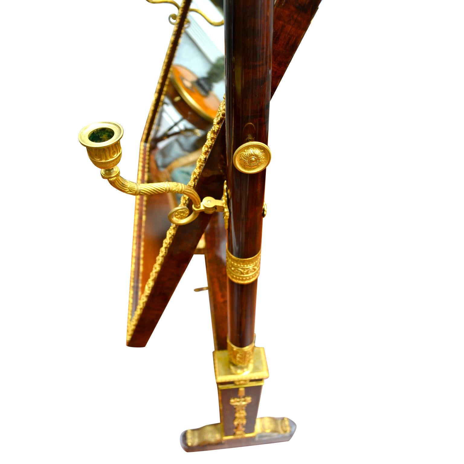 Dressing-Spiegel und Schmuckschrank von Madame Mere, vonizia Bonaparte  (Bronze) im Angebot