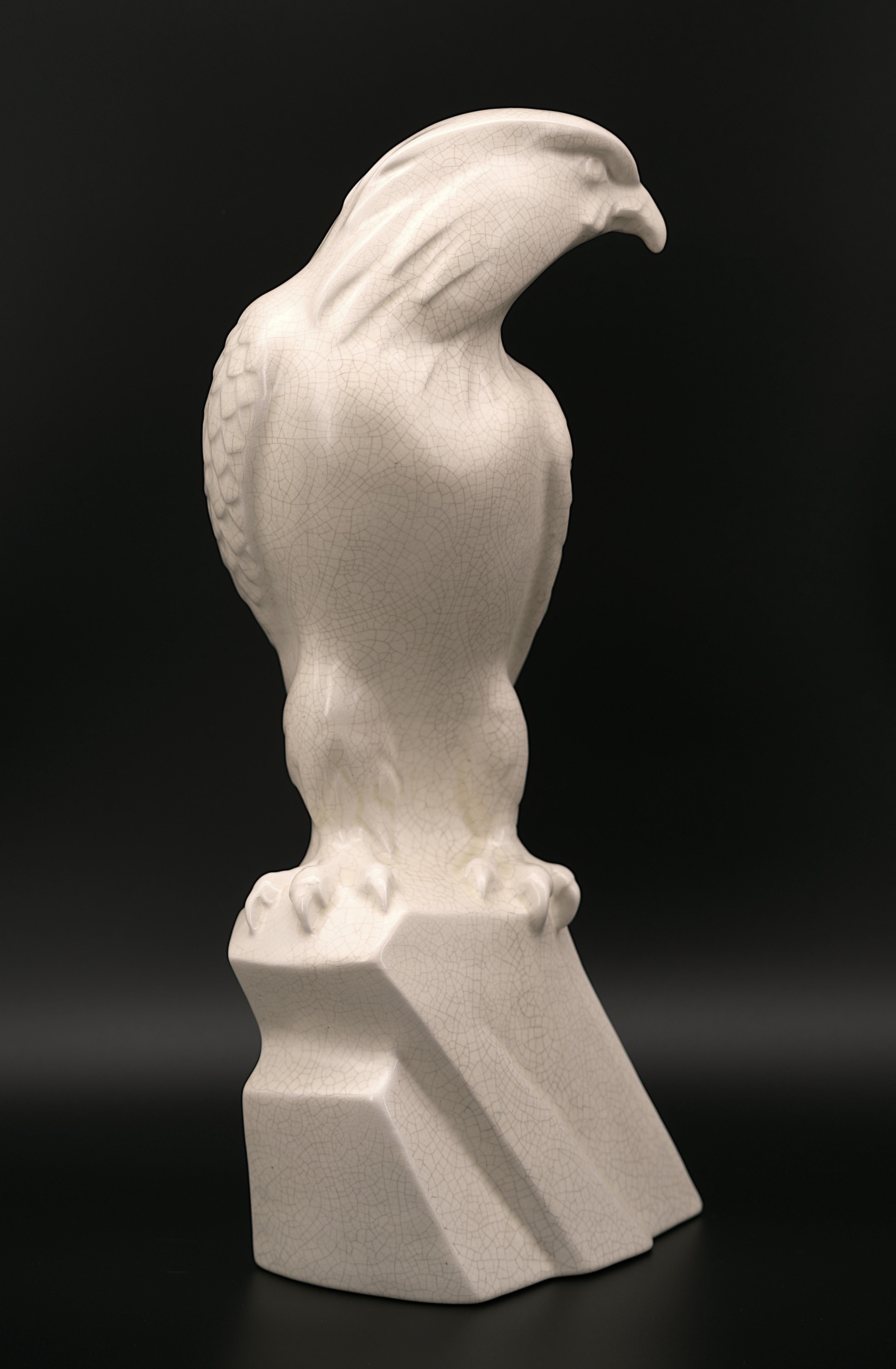 Aquila in ceramica Art Deco Crackle Glaze di LEJAN da Orchies 1920 In condizioni ottime in vendita a Saint-Amans-des-Cots, FR
