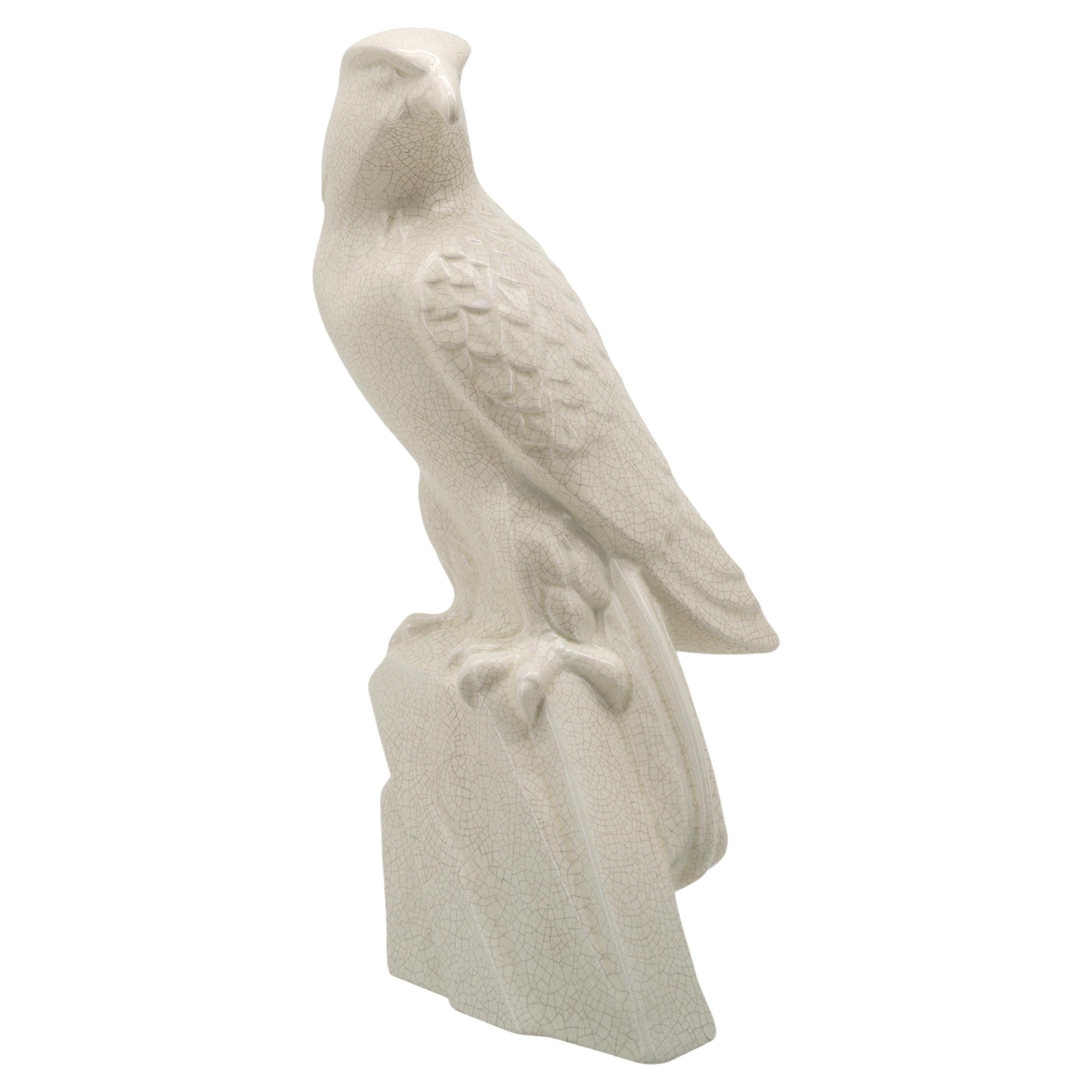 LEJAN Sculpture d
aigle en céramique Art déco à glaçure craquelée, France, 1920 en vente