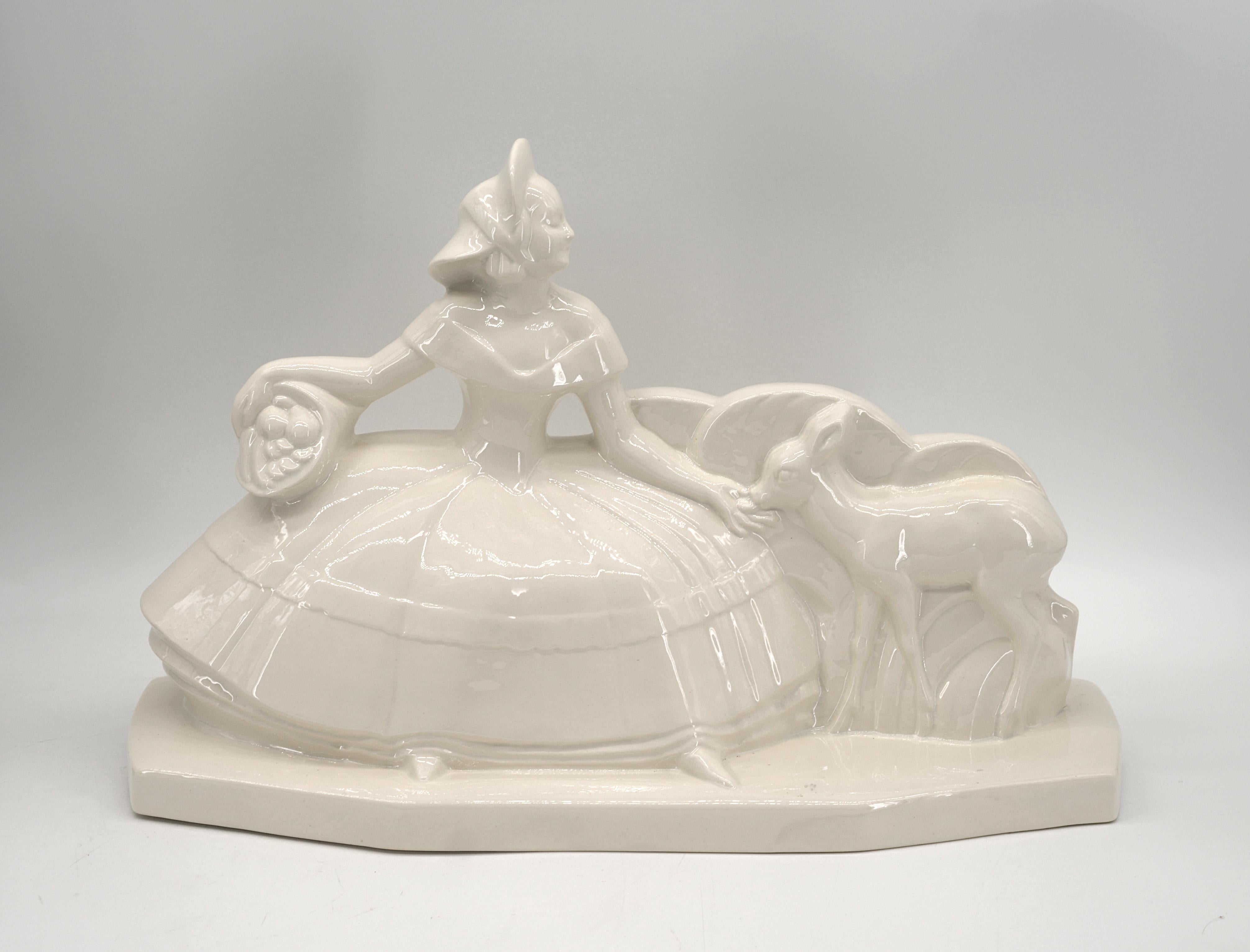 Art Déco LEJAN Donna e cerbiatto in ceramica Art Deco con smalto a crepe a Sarreguemines 1920 in vendita