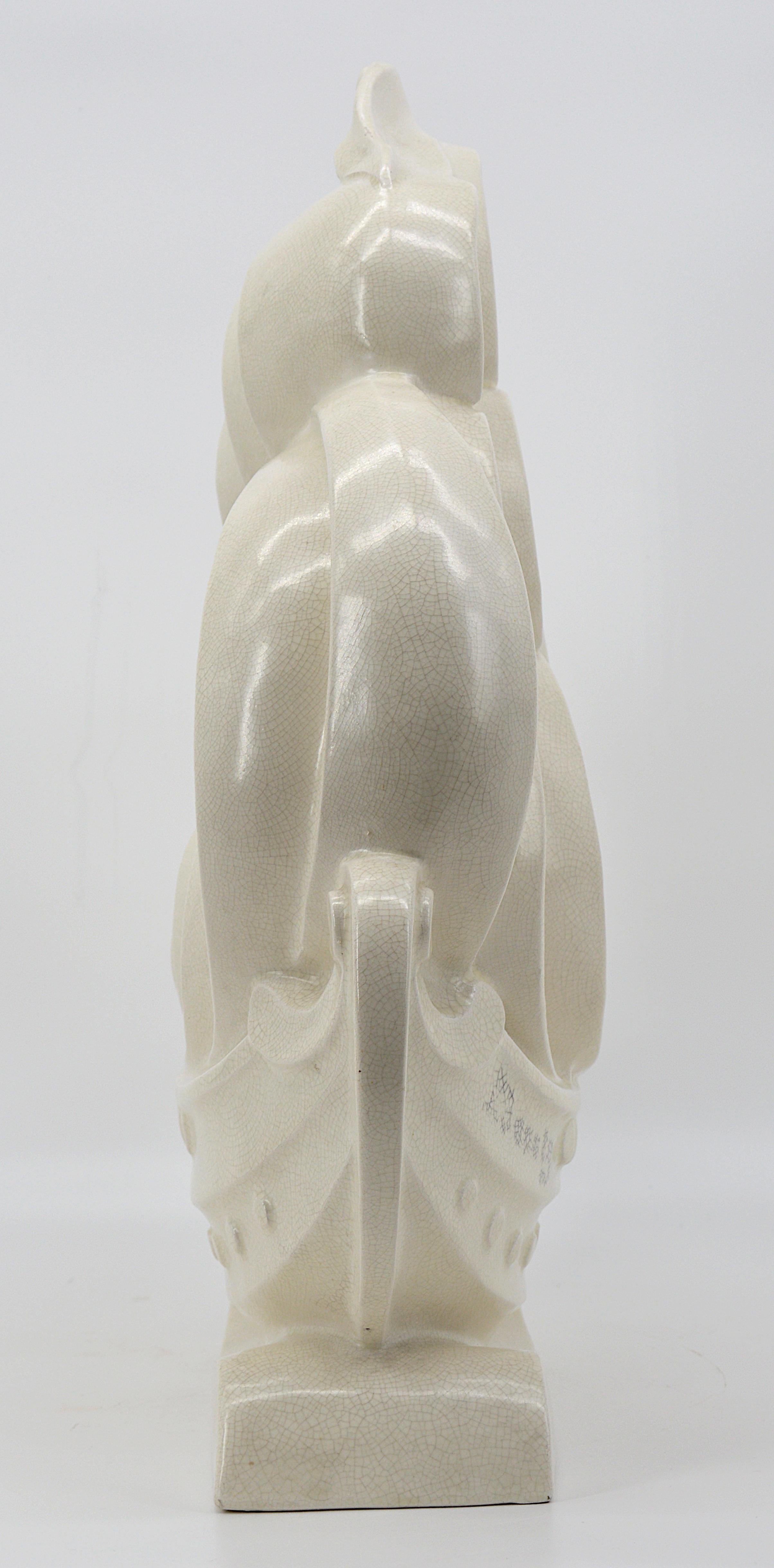 Französische Art-Déco-Keramik-Schiffsskulptur mit Craquelé-Glasur von Lejan bei Orchies, 1930 im Angebot 1