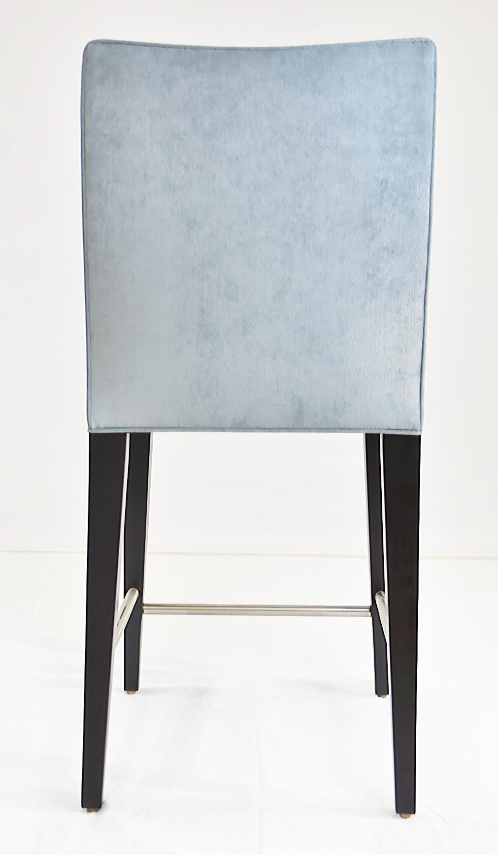 Le Jeune Upholstery Cutler Counter Stool Floor Model with Metal Footrest In Good Condition For Sale In Miami, FL
