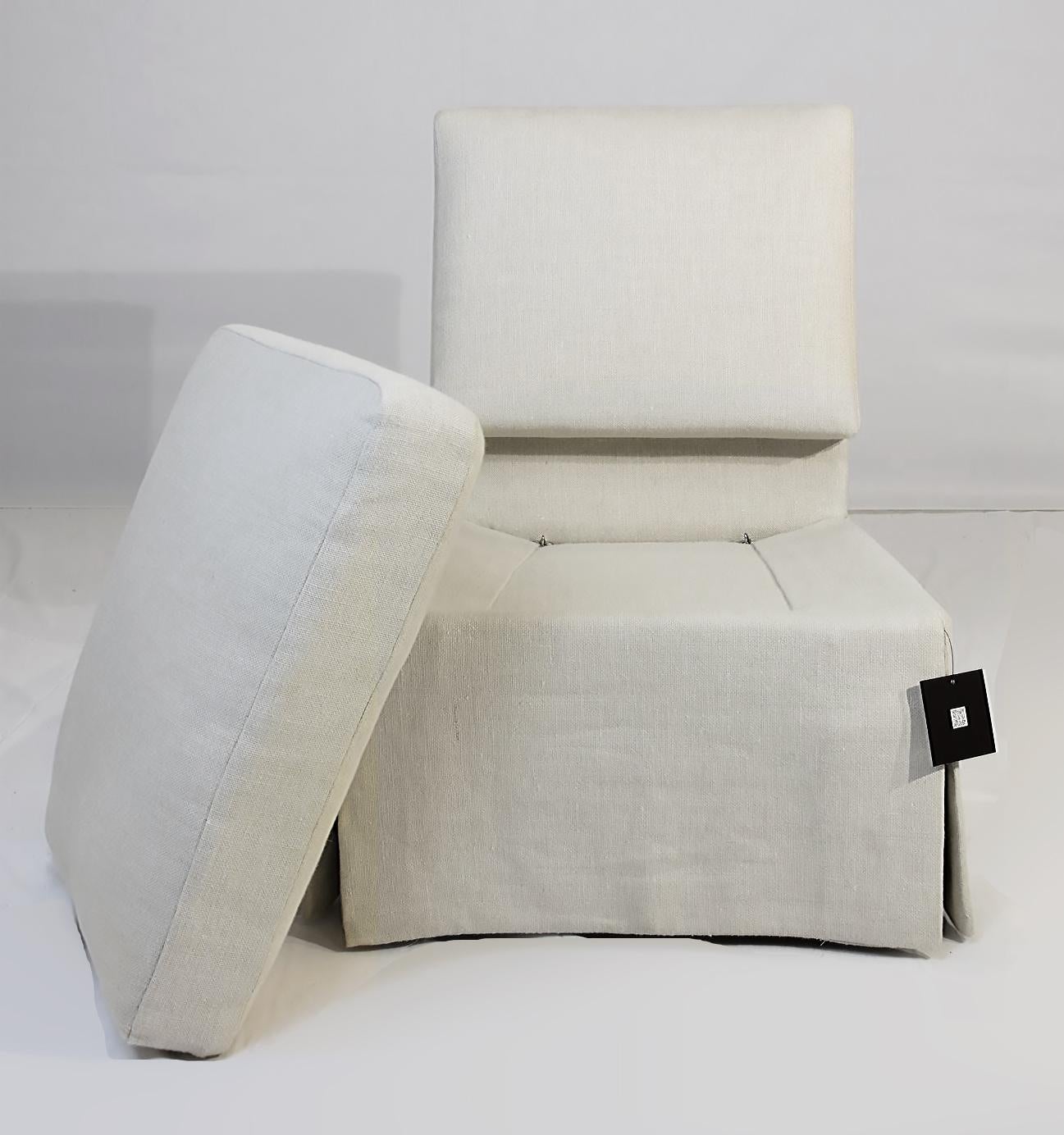 Le Jeune Upholstery Ella Slipper Chair Floor Sample in Ivory For Sale 2