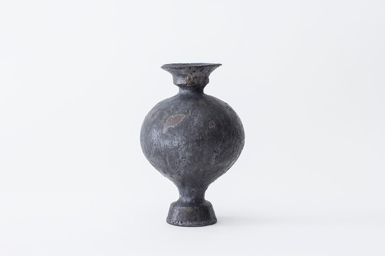 Lekytho Stoneware Vase by Raquel Vidal and Pedro Paz
Dimensions: 24 x 16 cm
Materials: Hand sculpted, glazed pottery

The pieces are hand built white stoneware with grog, and brushed with experimental glazes mix and textured surface, resulting in