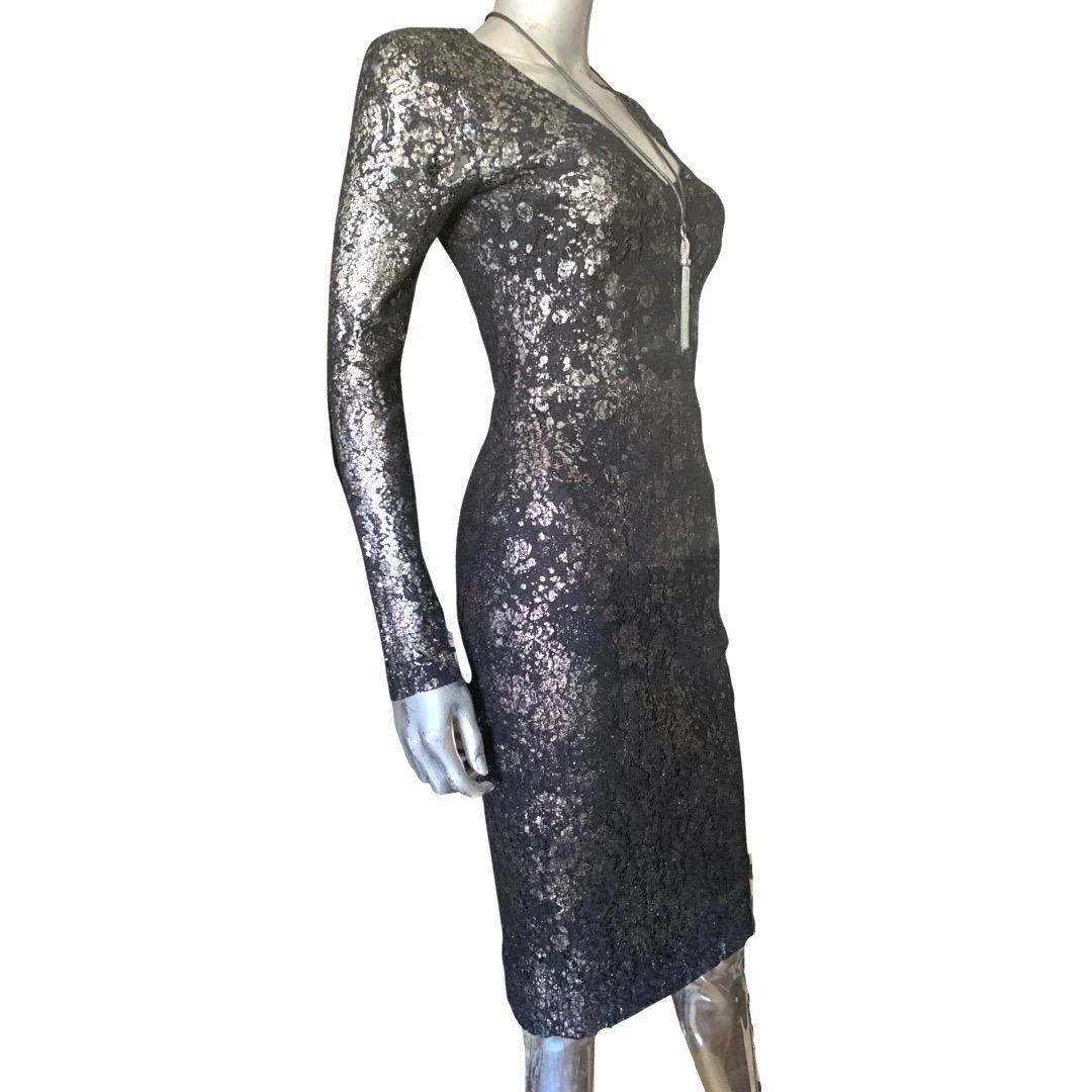 Lela Rose Sexy Silver Metallic Splatter Print on Black Lace Dress Size 0 In Good Condition For Sale In Palm Springs, CA
