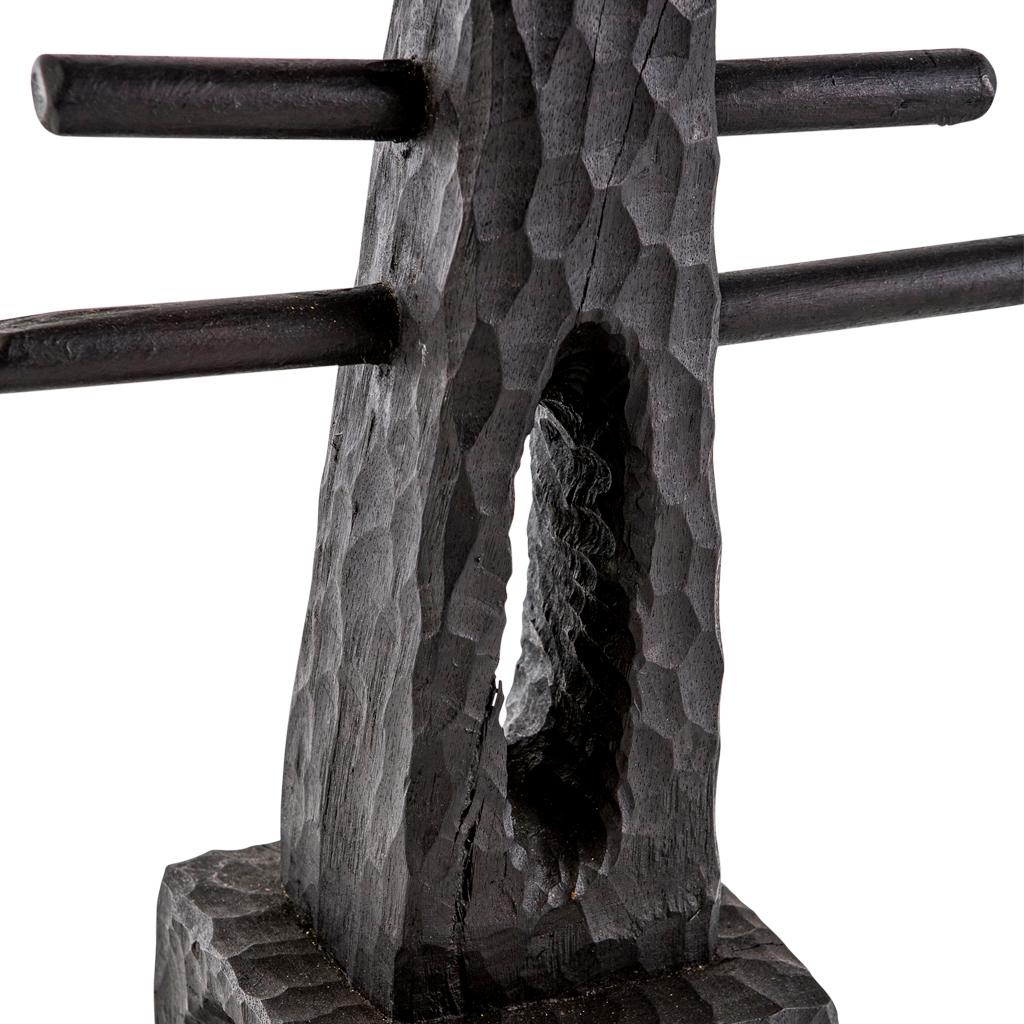 Lelapa Handgeschnitztes und gegossenes dekoratives SQUARE TOTEM-Skulptur-Set aus massivem Messing (Moderne) im Angebot