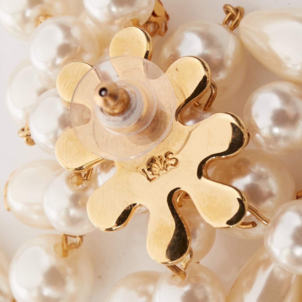 Women's LELE SADOUGHI cream faux pearl starburst dangling chandelier pin earrings For Sale