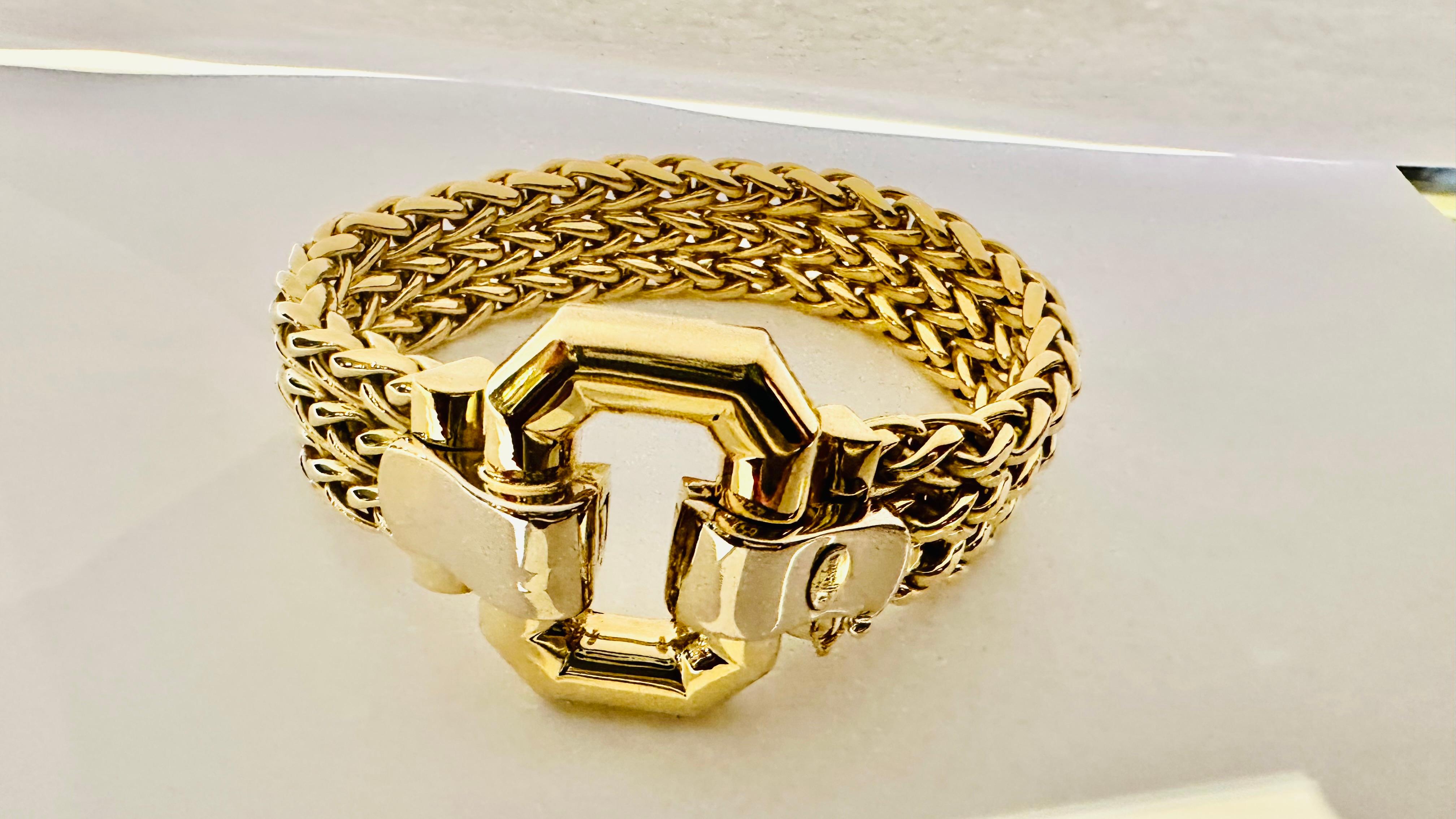 L'élégance tissée de l'or bicolore 18 carats en vente 6