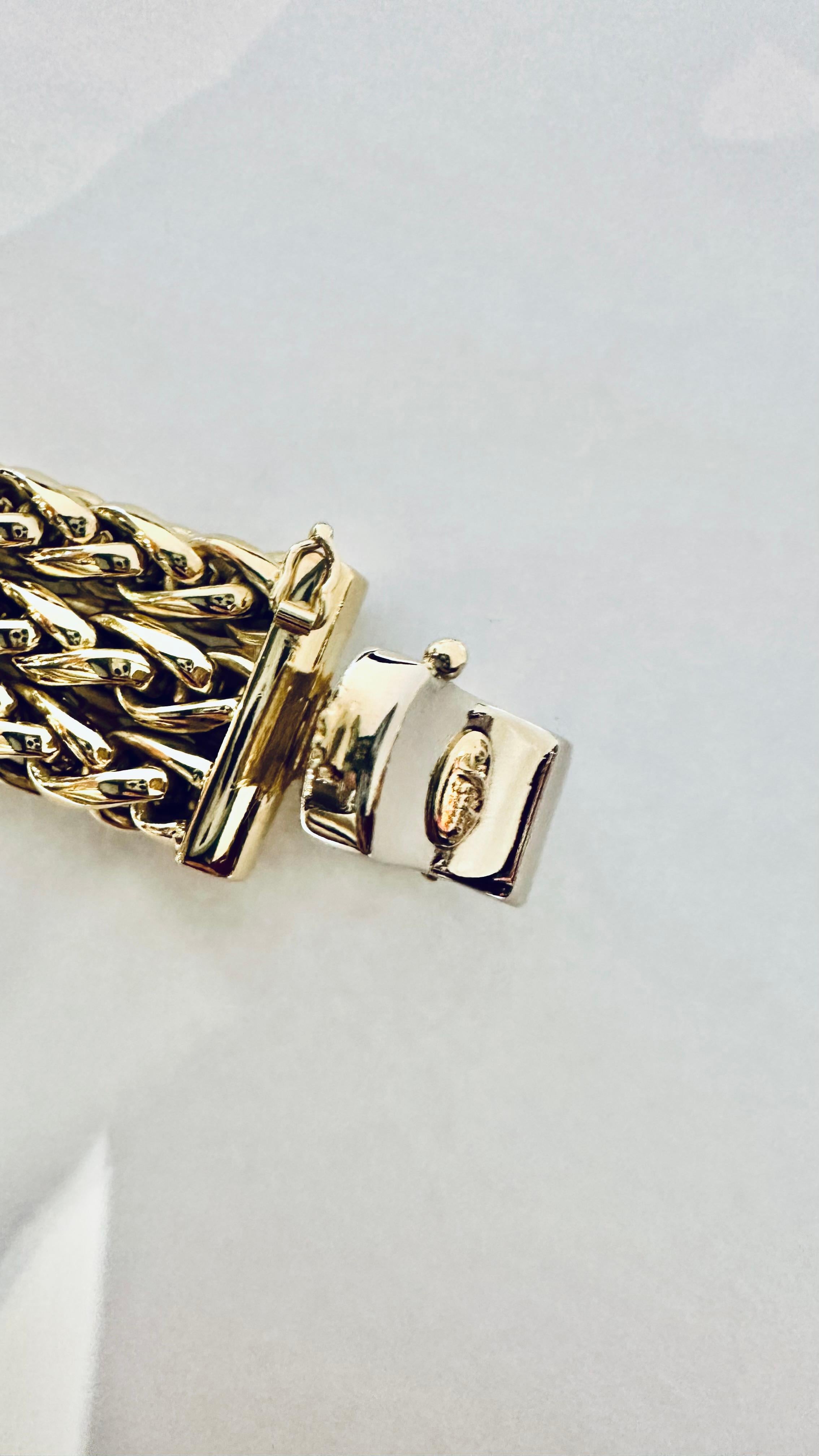 L'élégance tissée de l'or bicolore 18 carats en vente 7