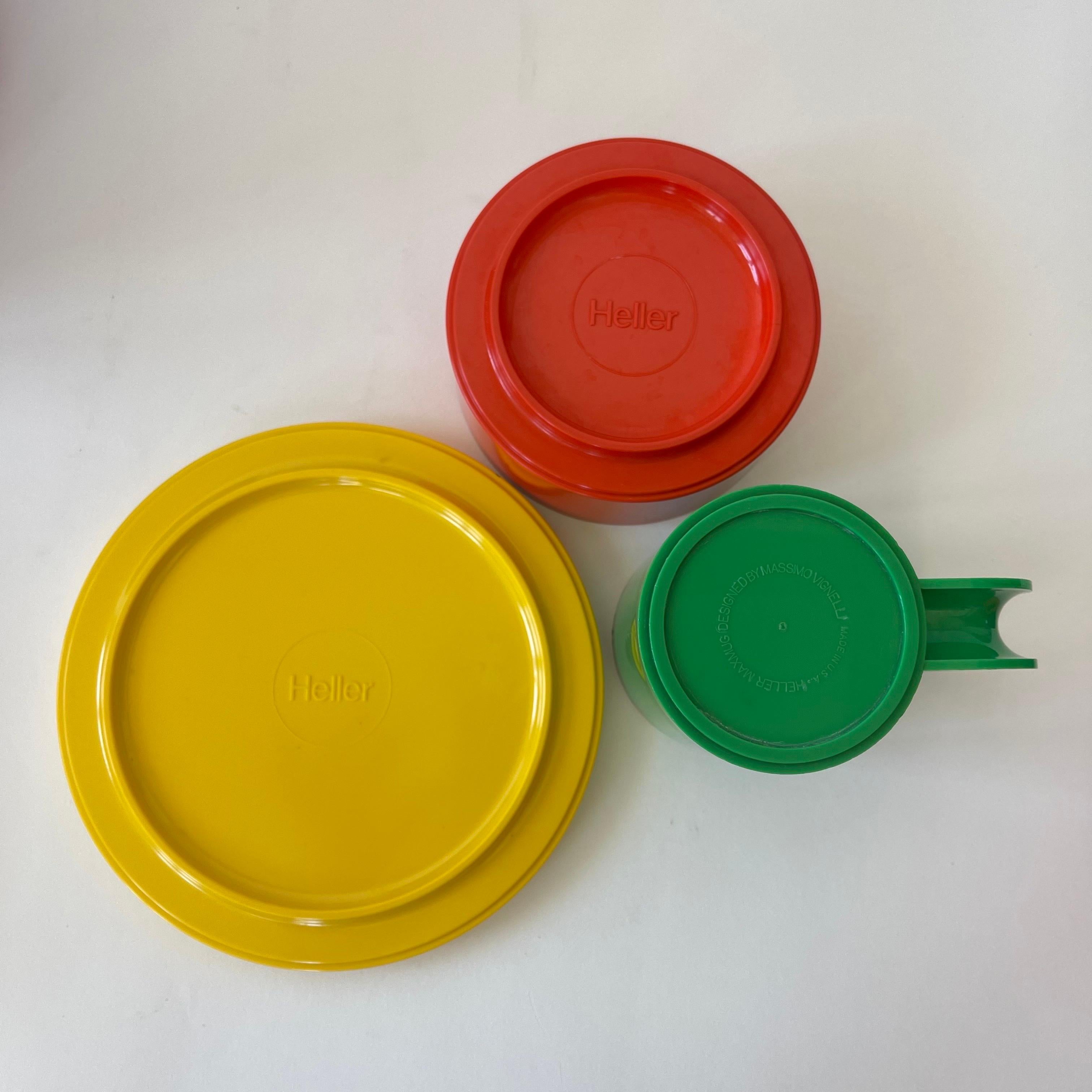 Vajilla Lella and Massimo Vignelli Max Vajilla Hellerware Juego de 20 Platos Arco Iris Moldeado en venta