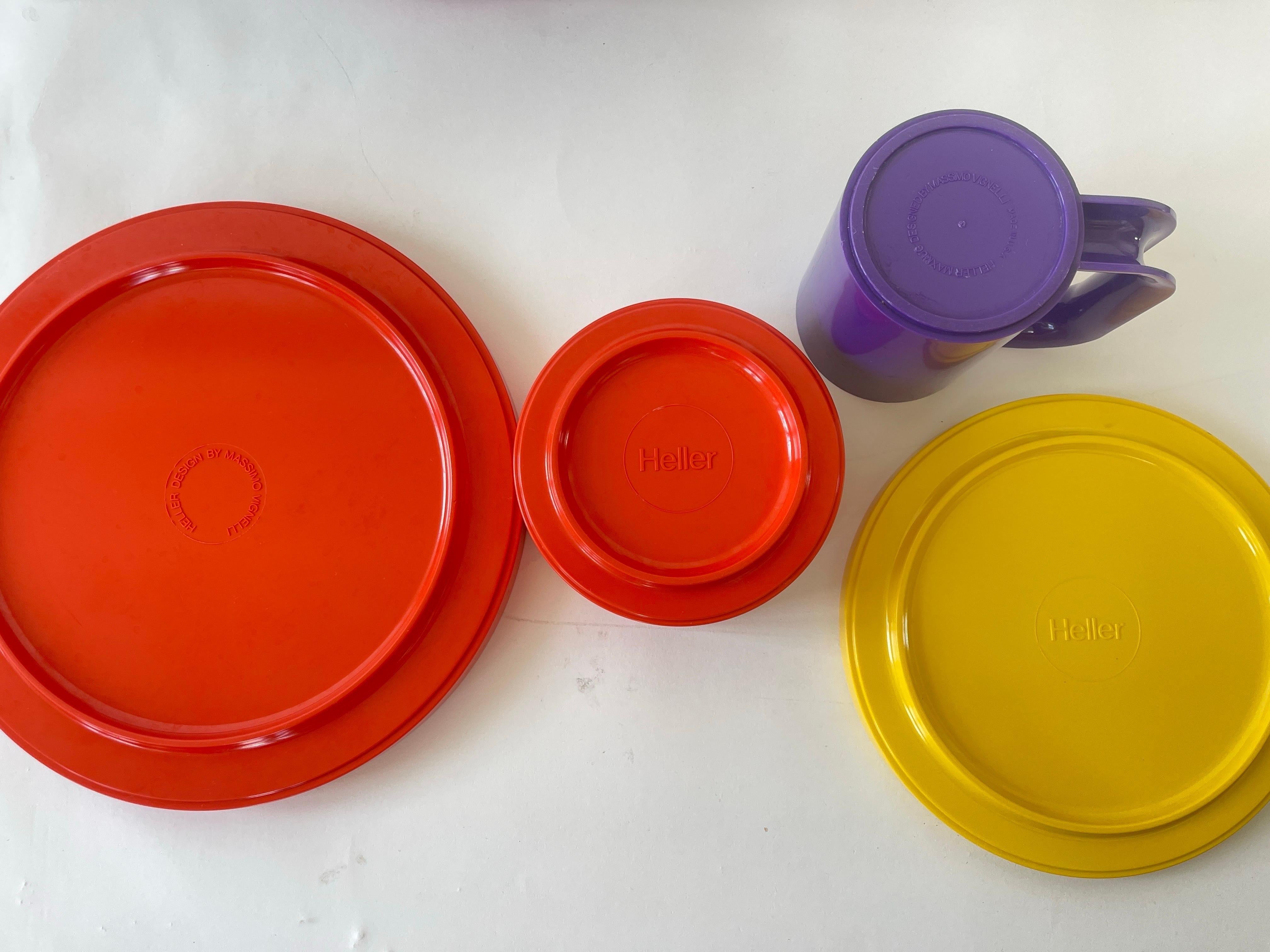 Lella & Massimo Vignelli Massimo Vignelli Hellerware Rainbow set di 22 piatti in vendita 4