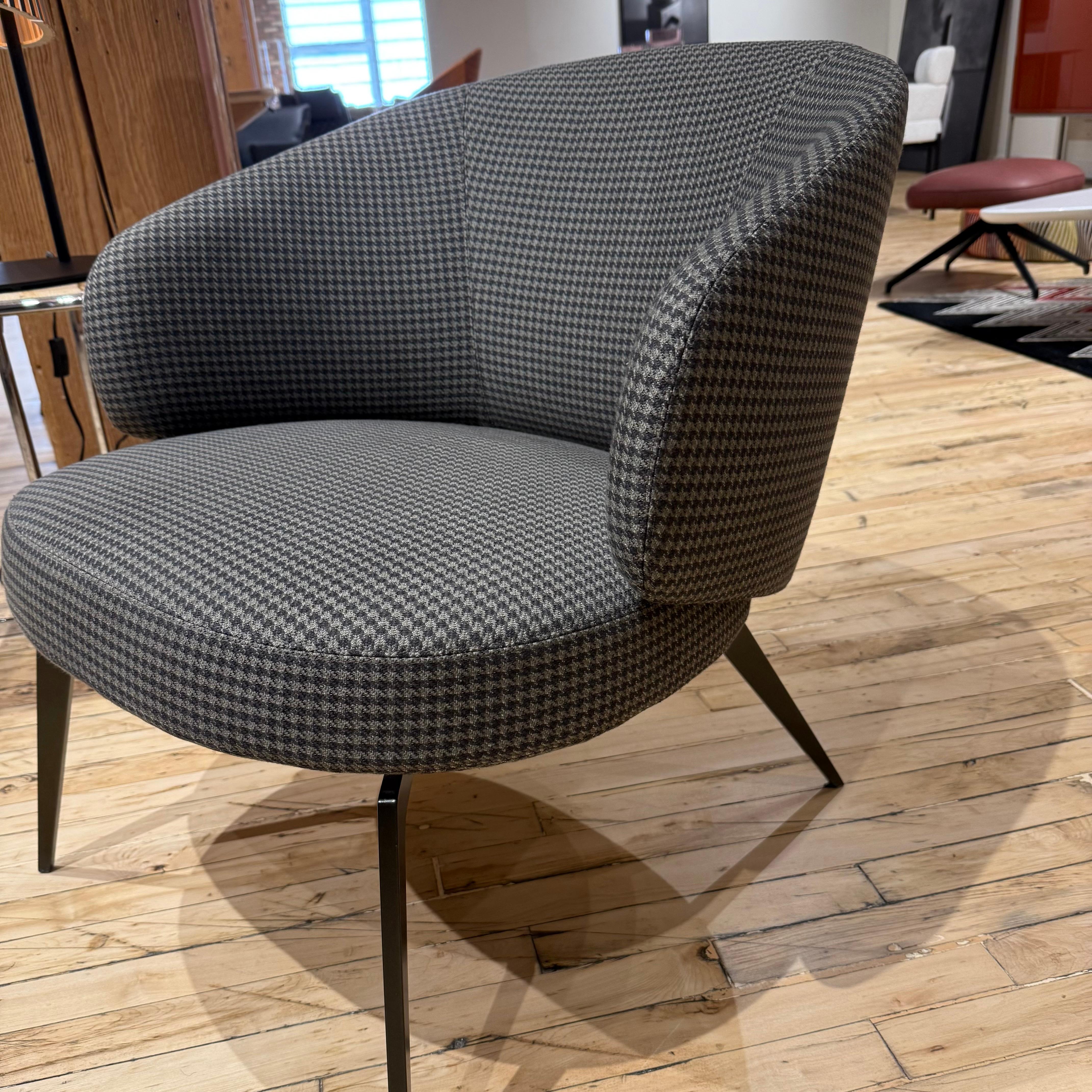 European Lema 'Bice' Lounge Chair in Houndstooth Fabric For Sale