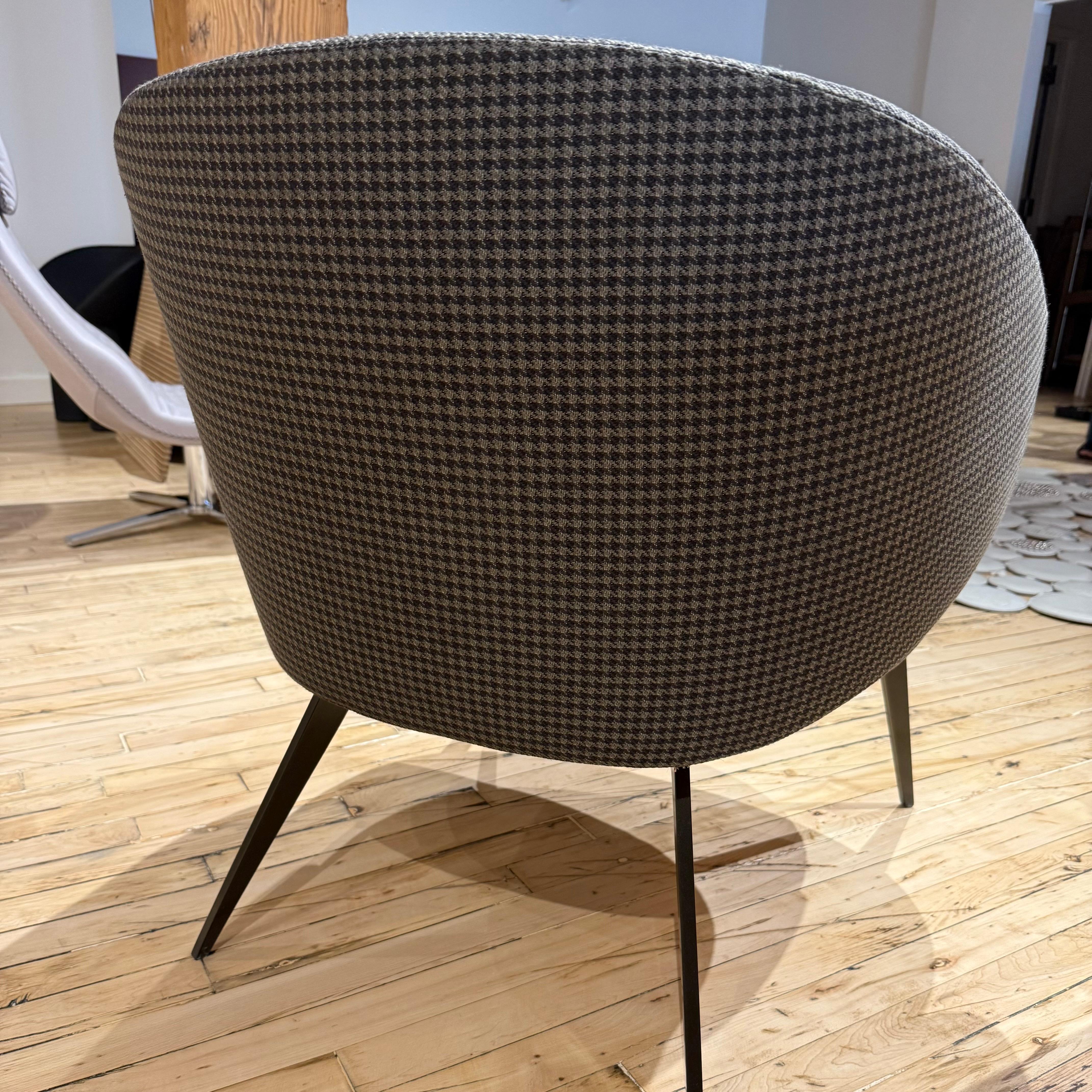 Contemporary Lema 'Bice' Lounge Chair in Houndstooth Fabric For Sale