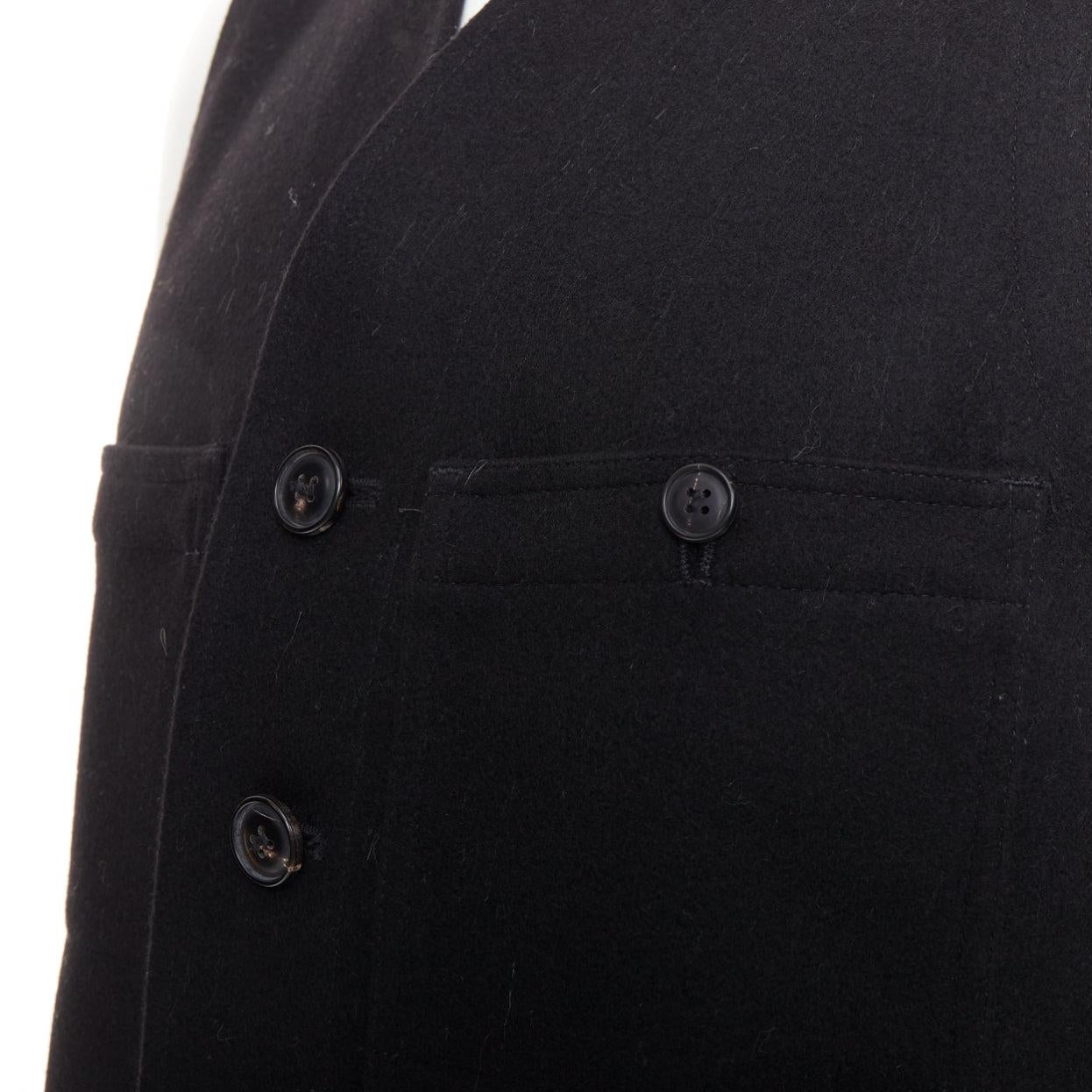 LEMAIRE cappotto nero in feltro di lana vergine con bottoni in corno e tasca in vita Sz.2 M in vendita 2