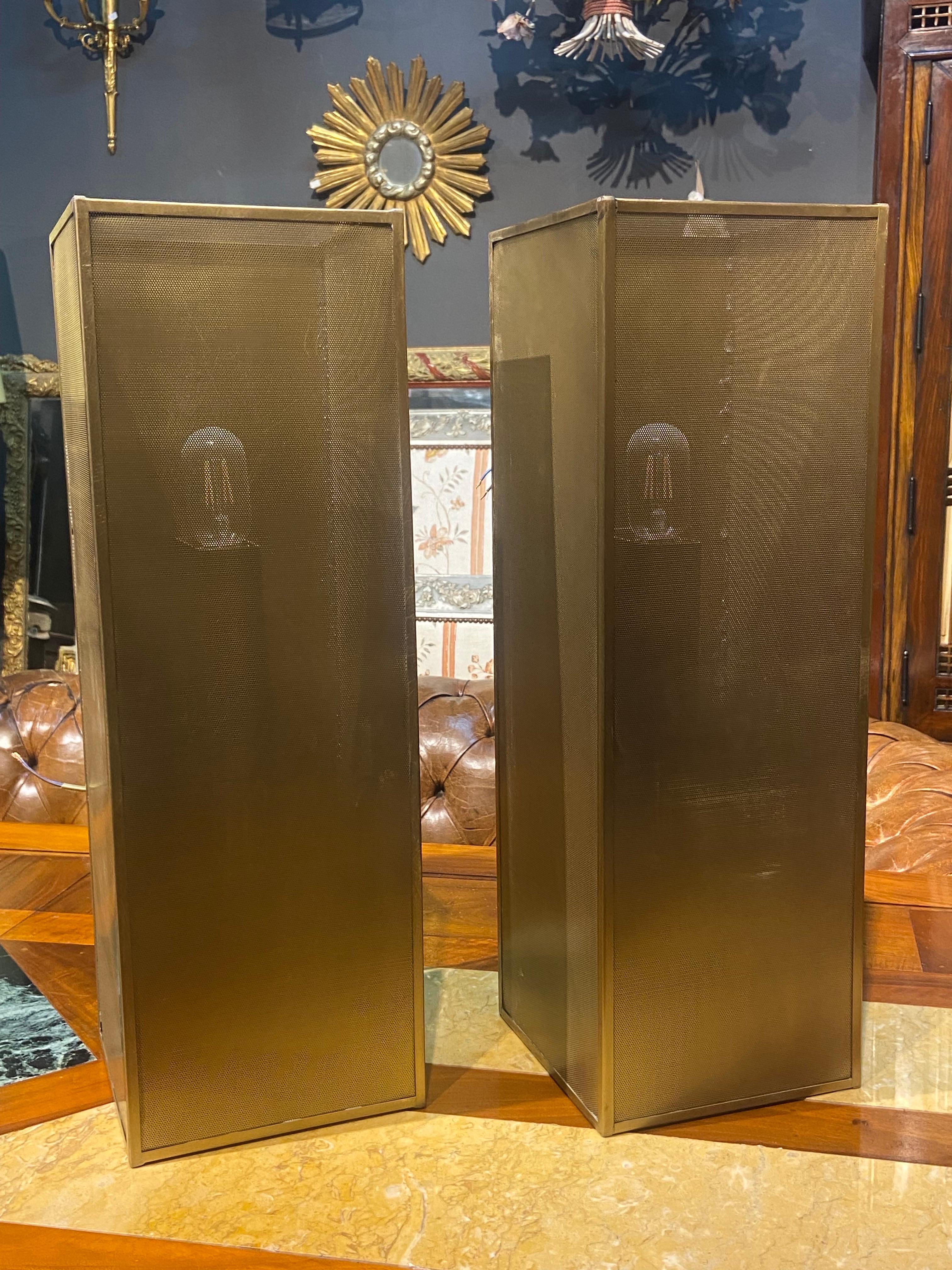 Applique geometriche in ottone francese Leman di Lum' Art made in 2018 In condizioni buone in vendita a Sofia, BG