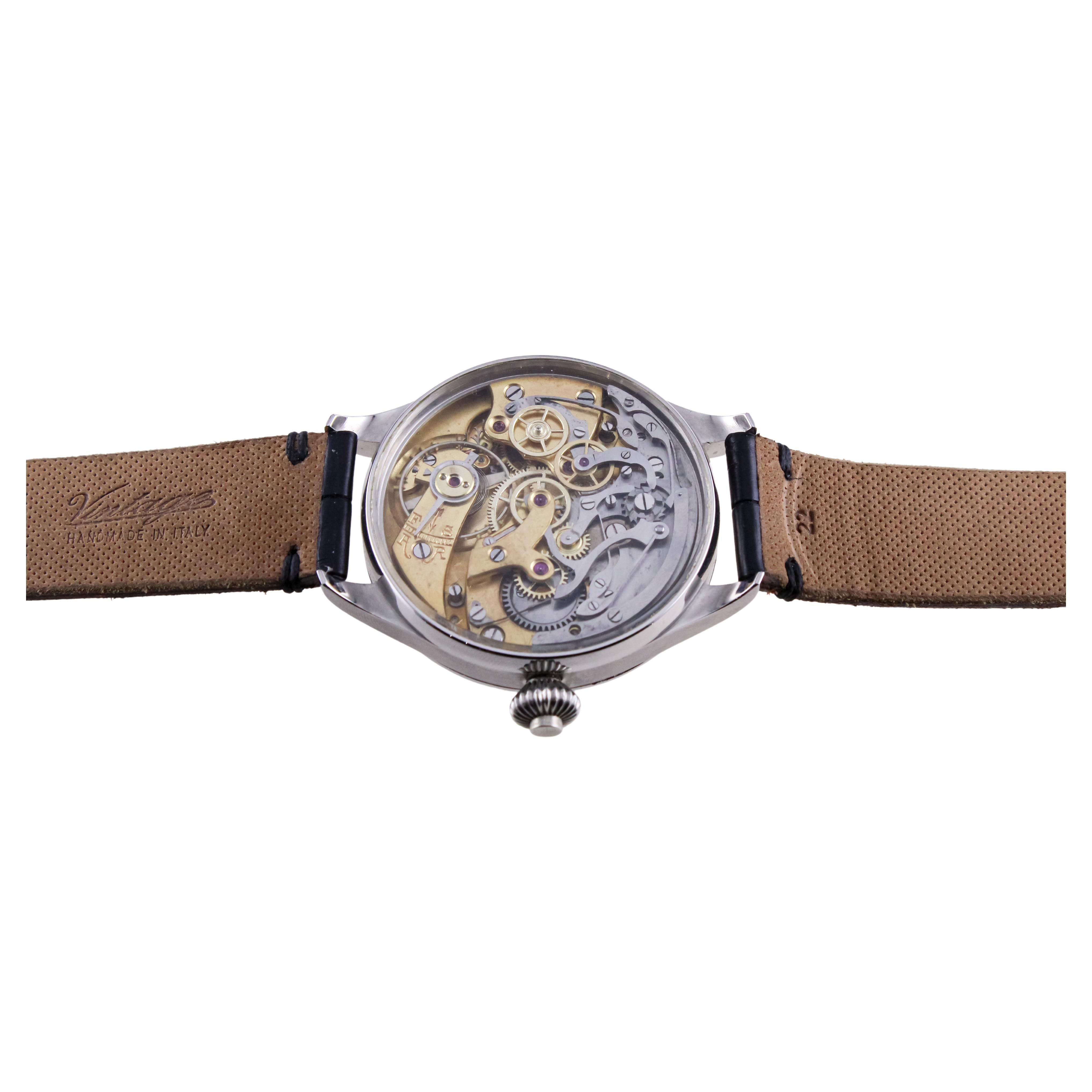 Lemania Stahl-Chronograph in Übergröße mit maßgefertigtem Ausstellungsgehäuse aus Stahl 8