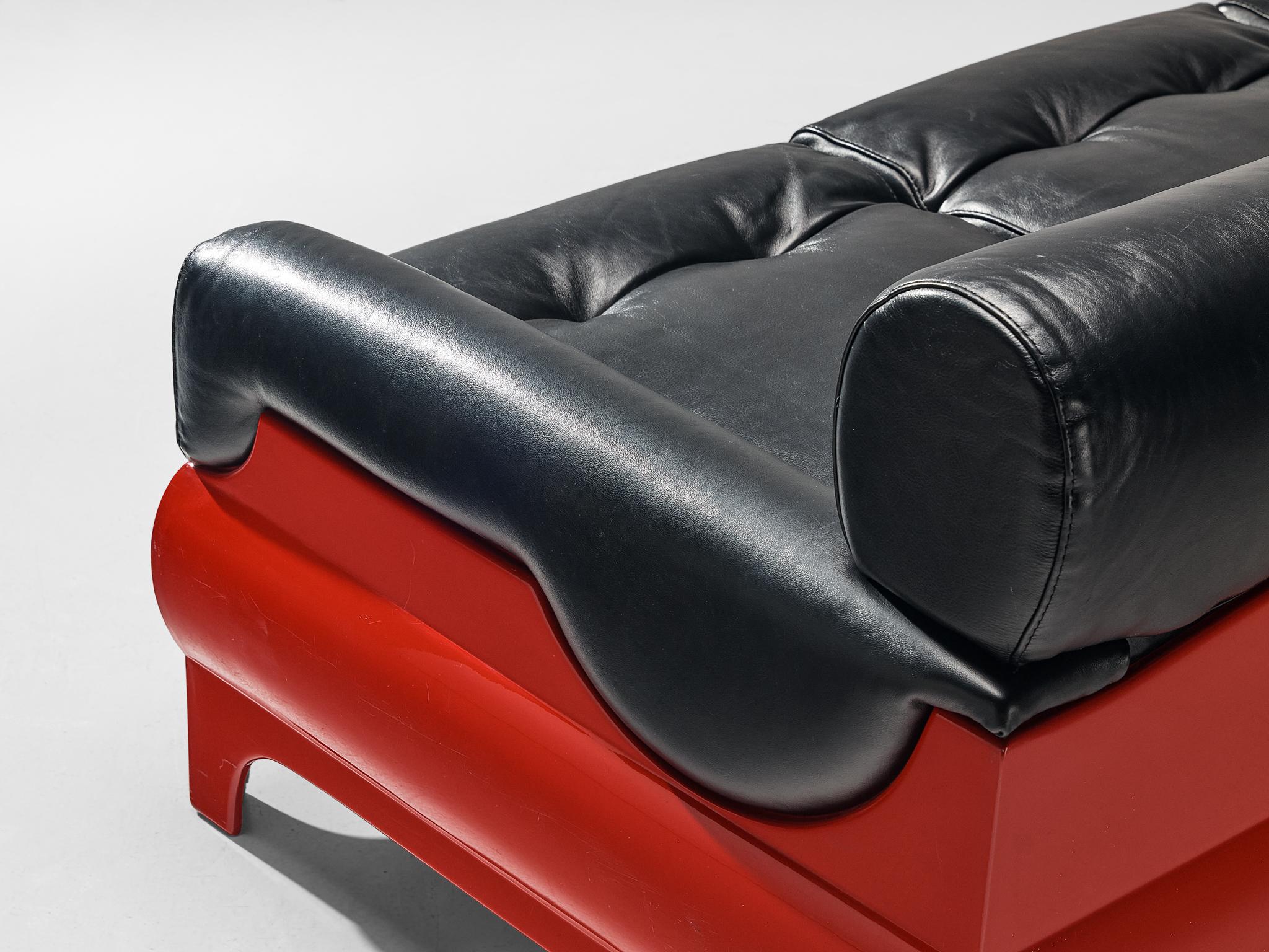 Lemax Italian Sofa in Red Fiberglass and Black Leather  For Sale 3