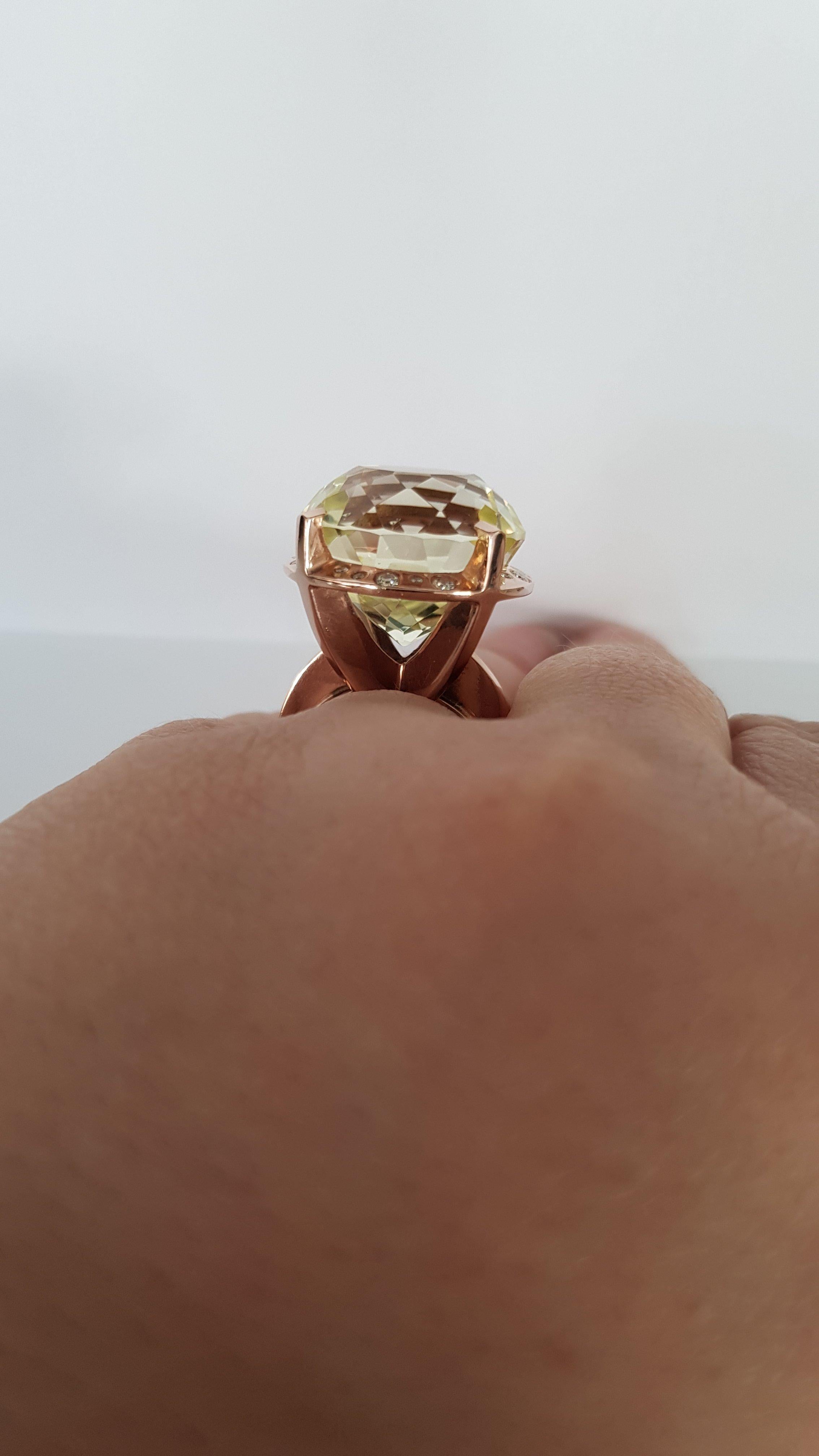 Contemporary Lemon Citrine and Diamond Cocktail Ring Red Gold For Sale