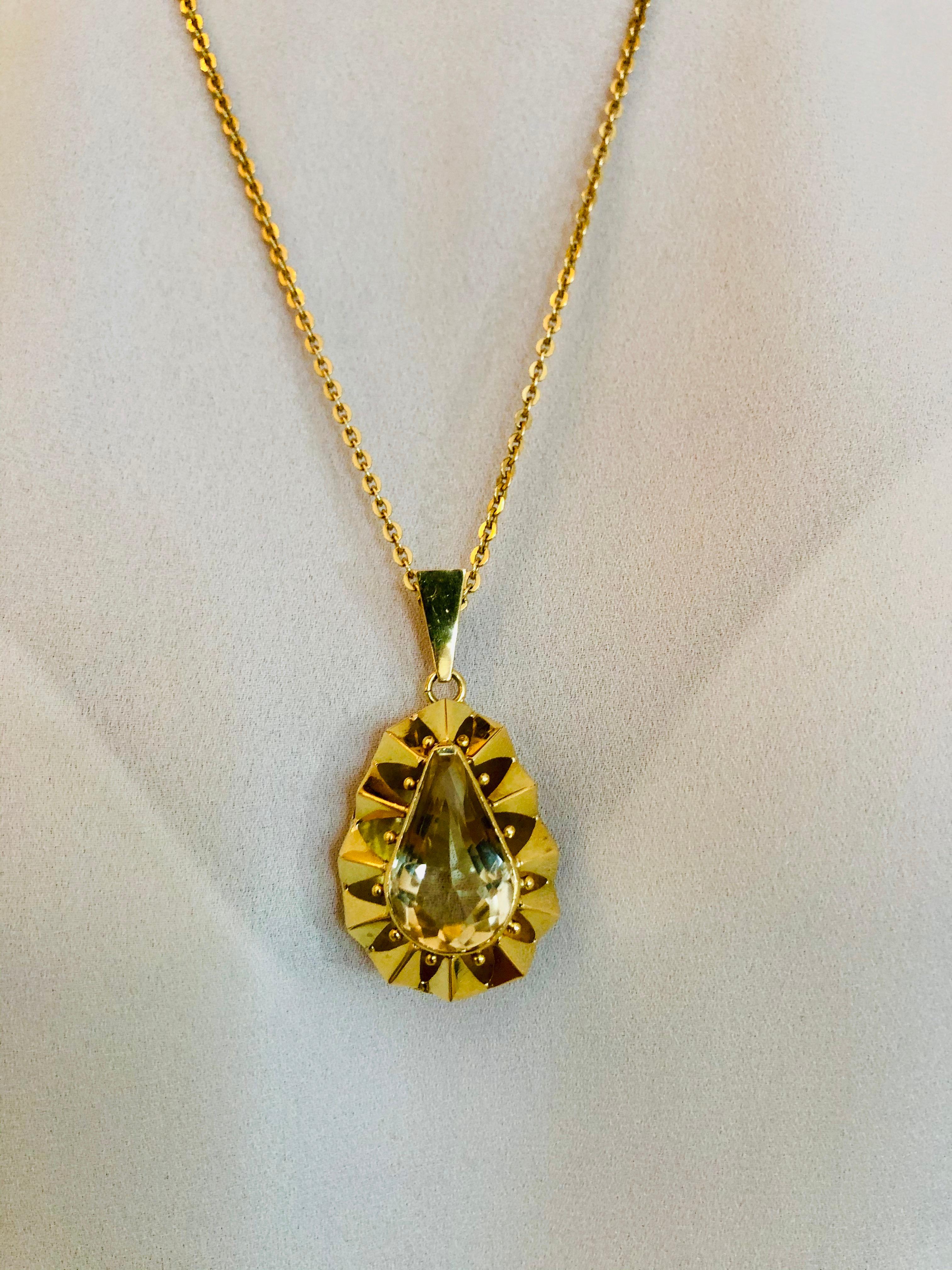 Lemon Citrine Pendant Necklace In Good Condition For Sale In London, GB