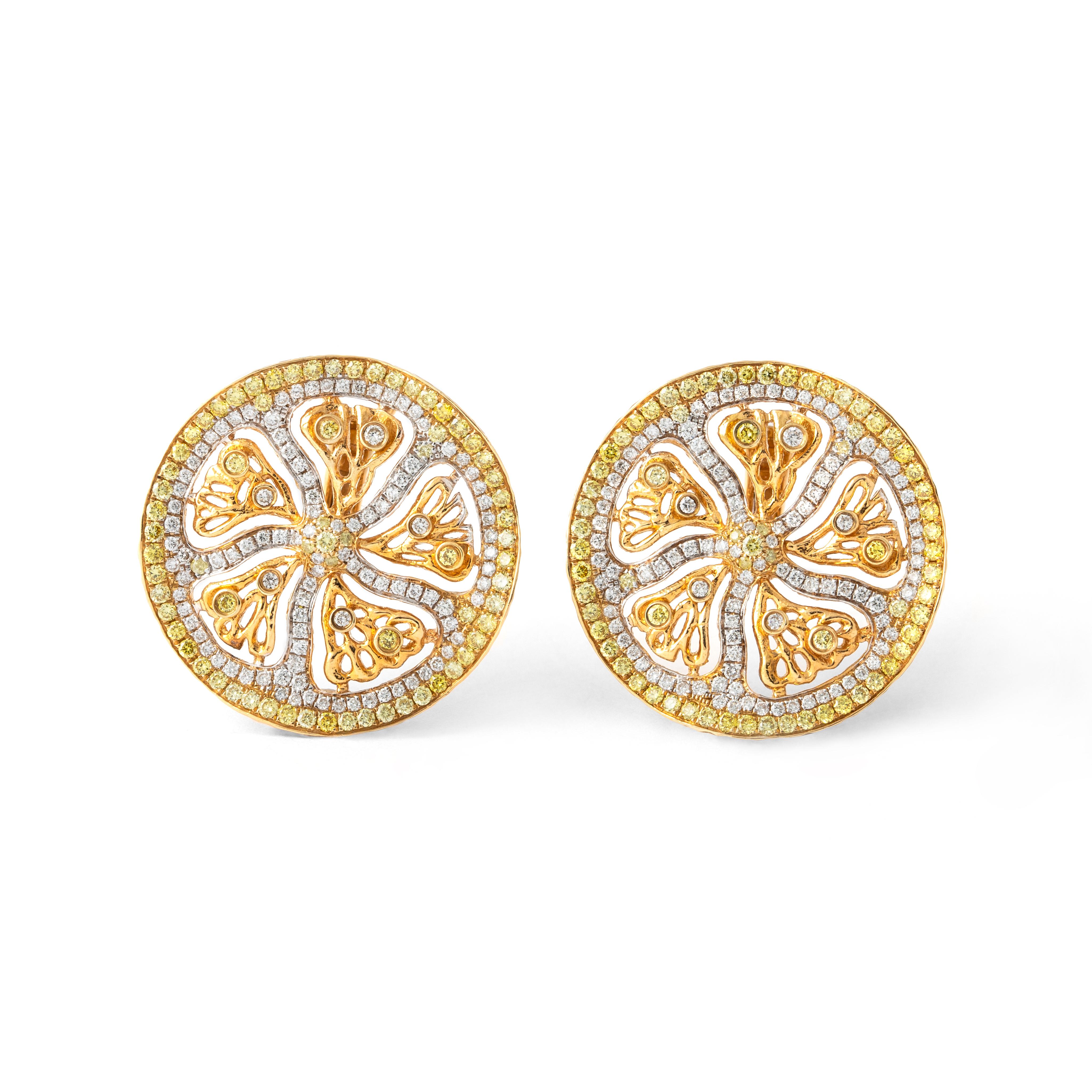 Boucles d'oreilles en or jaune 18K avec diamant citron Neuf - En vente à Geneva, CH