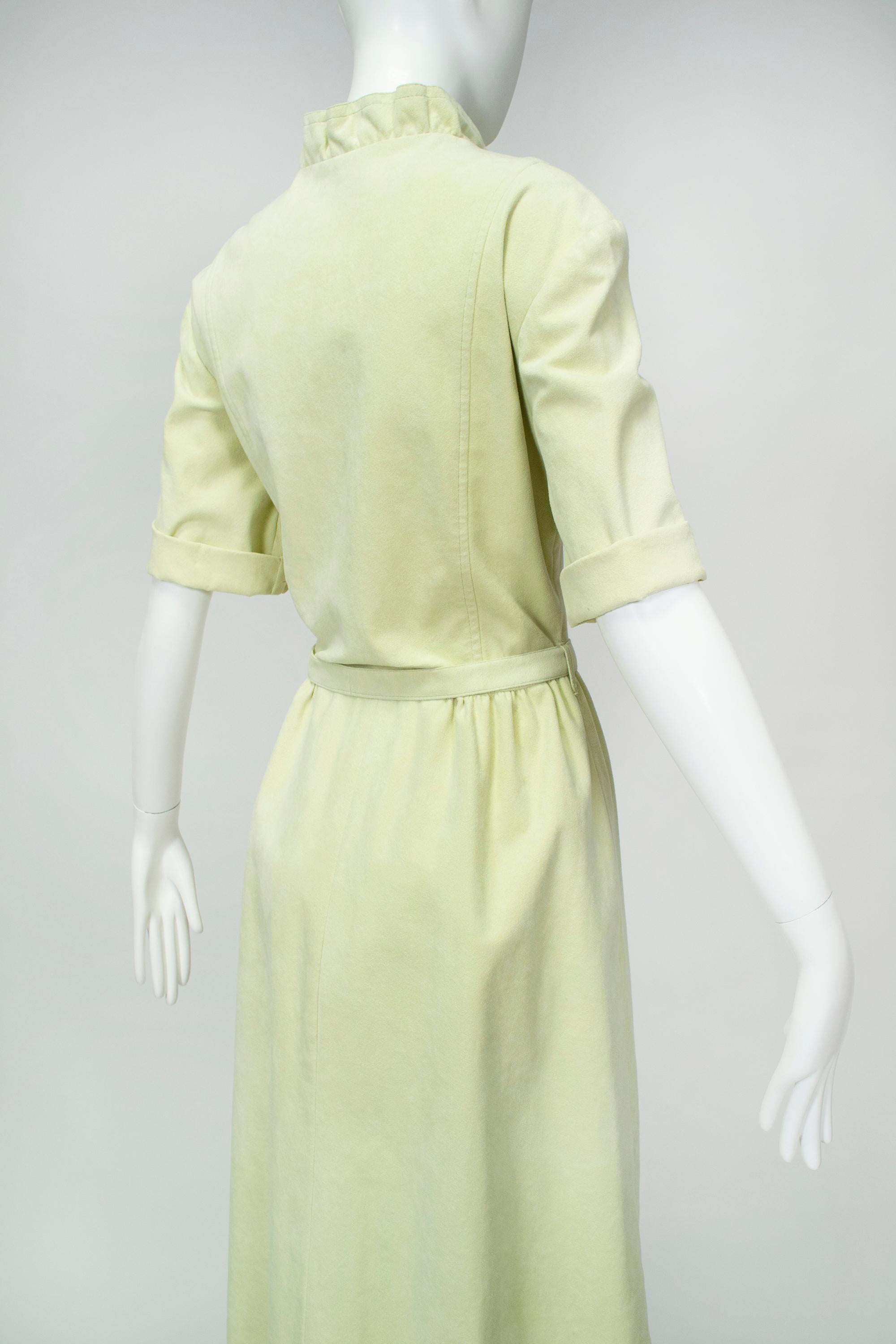 Women's Lemon-Lime Ultrasuede Belted Shirt Dress w Lettuce Edge Placket – M, 1970s For Sale