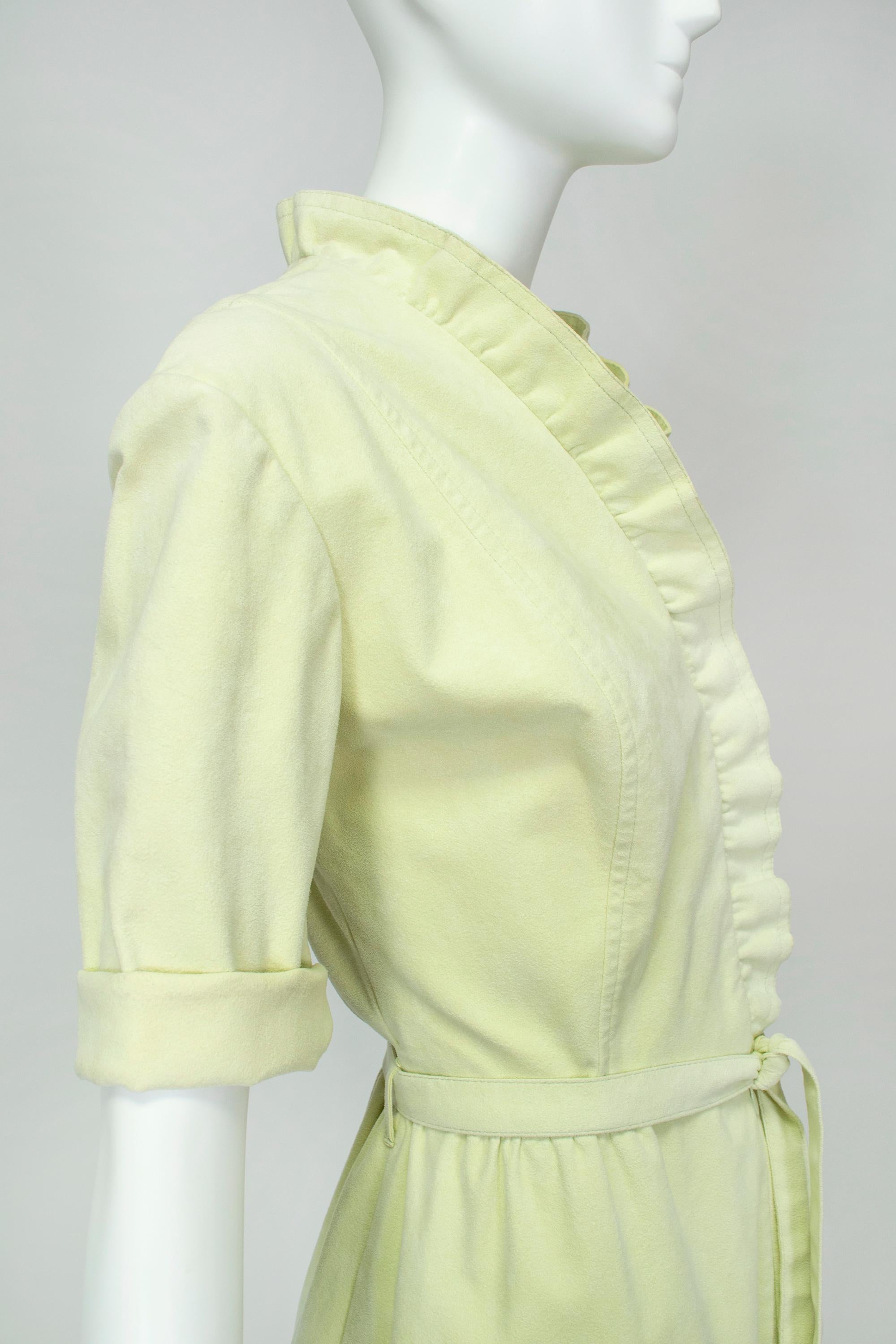 Lemon-Lime Ultrasuede Belted Shirt Dress w Lettuce Edge Placket – M, 1970s For Sale 1