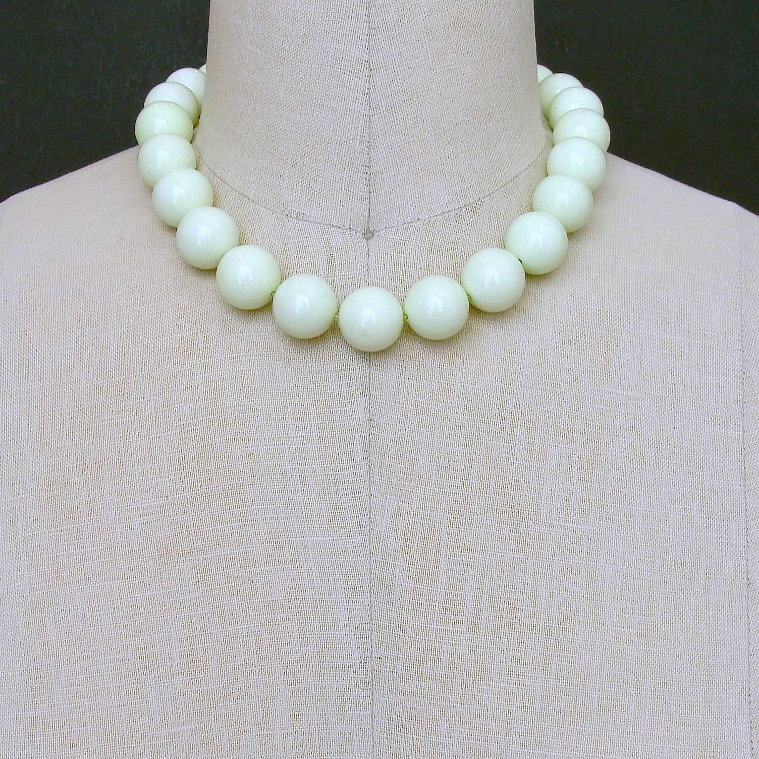 Men's Lemon Magnesite Choker Necklace Abalone Toggle