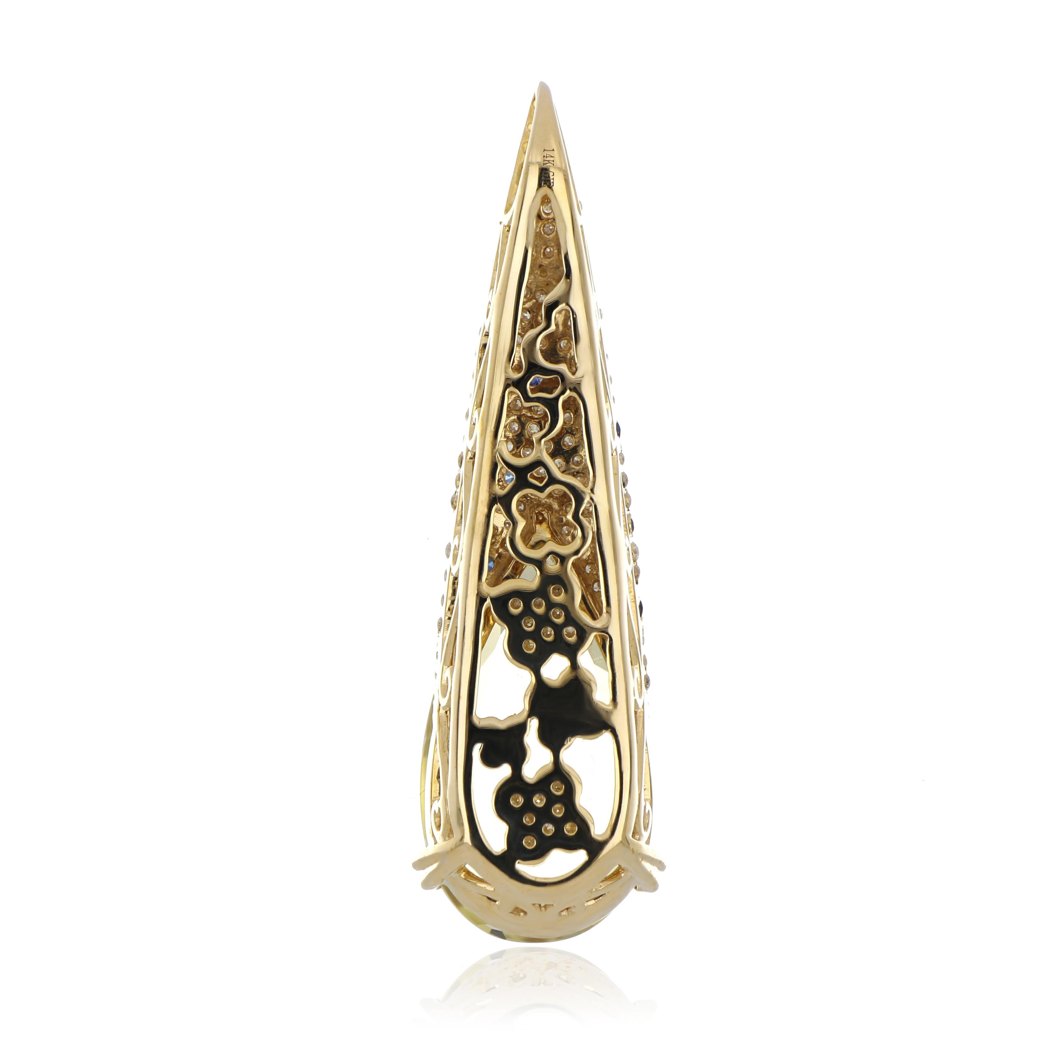 Taille mixte Pendentif en or jaune 14 carats serti de quartz citron, saphir bleu et diamant en vente