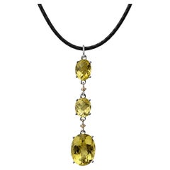 Lemon Quartz
Champagne Diamonds in White Gold Pendant Necklace by A. Leyser Lemon Quartz
Champagne Diamonds in White Gold Pendant Necklace by A. Leyser