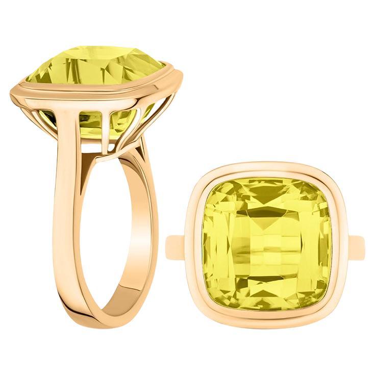 Anillo de cuarzo limón talla cojín en oro amarillo de 18 quilates