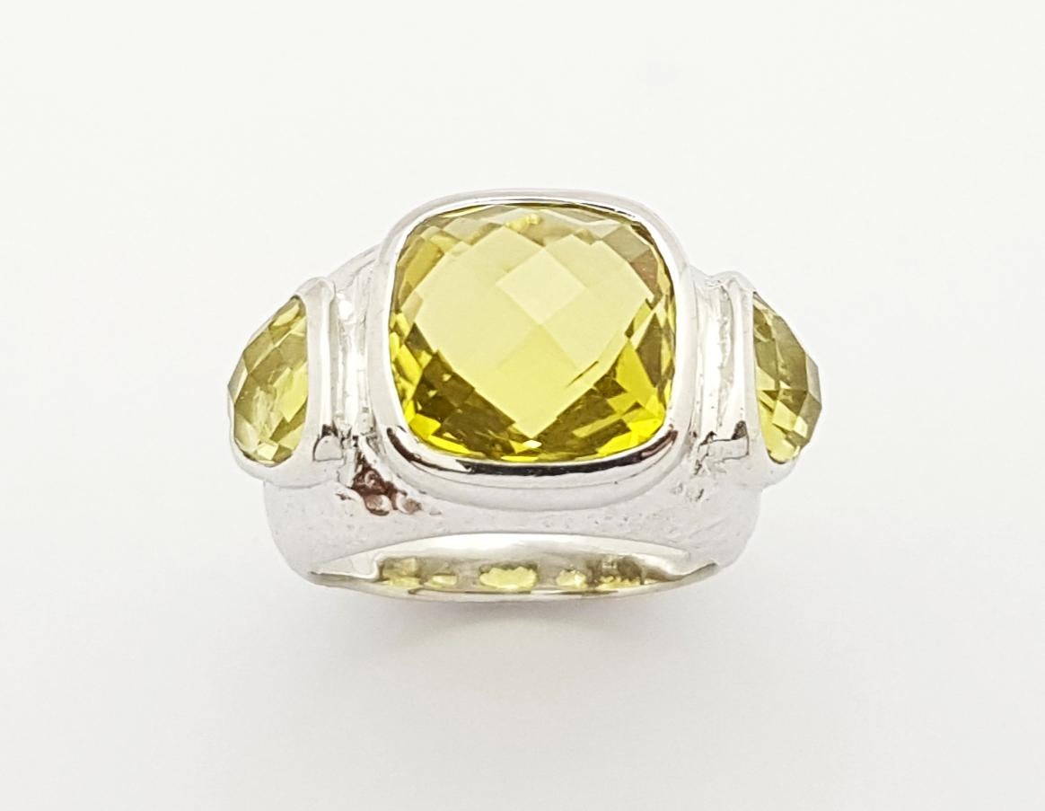 Lemon Quartz Ring set in Silver Settings In New Condition For Sale In Dusit, 10
