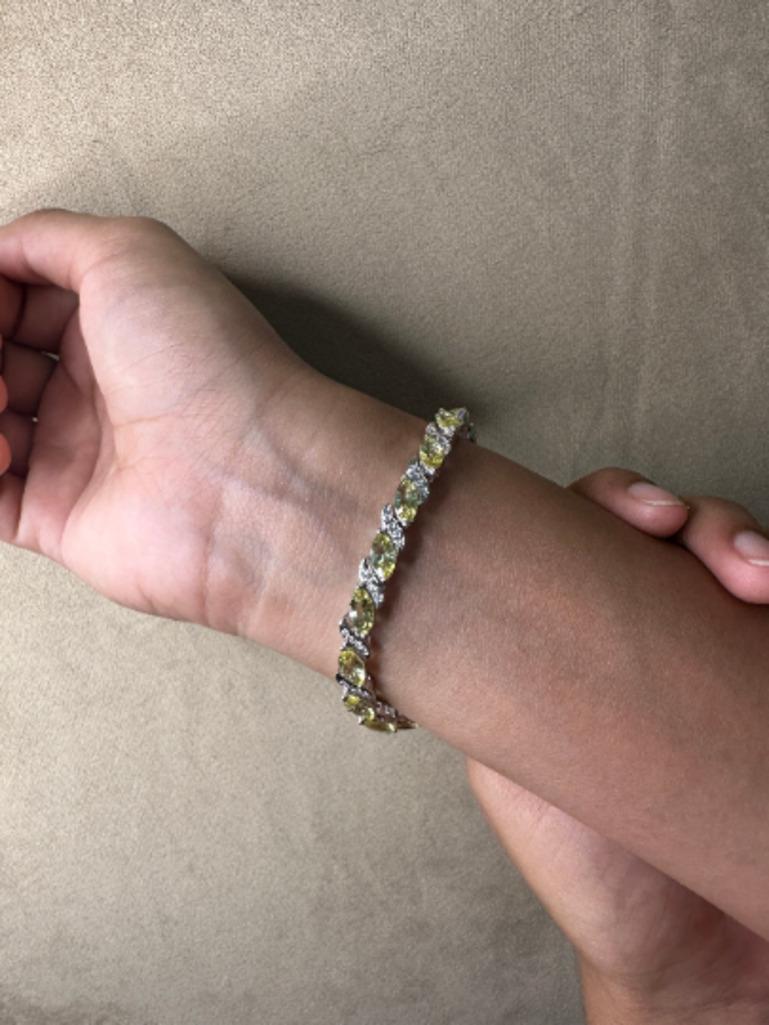 Lemon Topaz and Diamond Wedding Bracelet for Mom Gift Crafted in Sterling Silver In New Condition For Sale In New York, NY