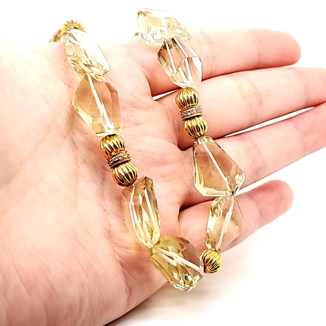Donna Collana con Topazio Limone 235 carati e diamante rotondo in vendita
