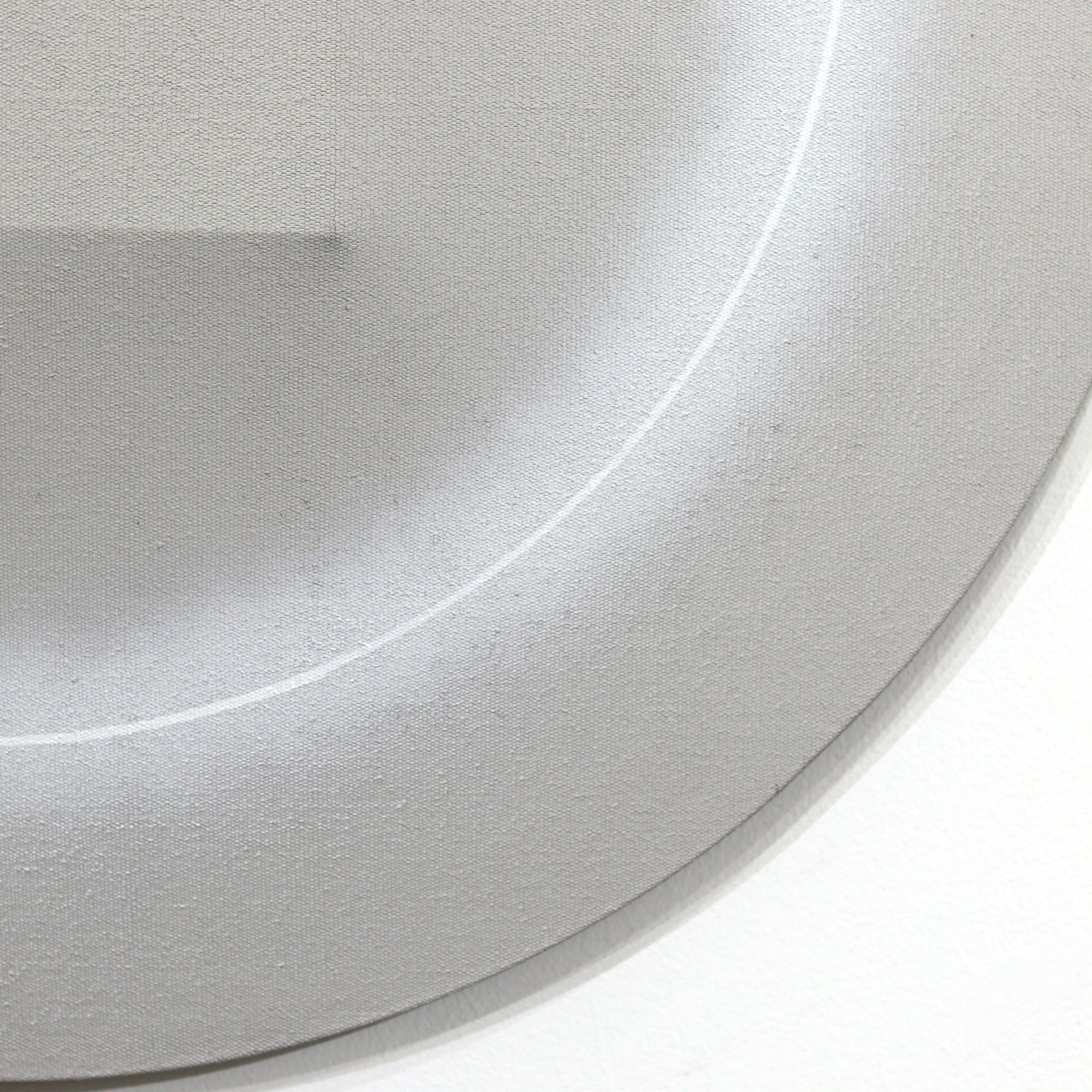 Artist Len Klikunas paints to modify experienced reality through visual perception. His art is a mix of art and architecture, hovering between painting and sculpture. It employs shizen (自然): the Japanese concept of naturalness, absence of pretense,