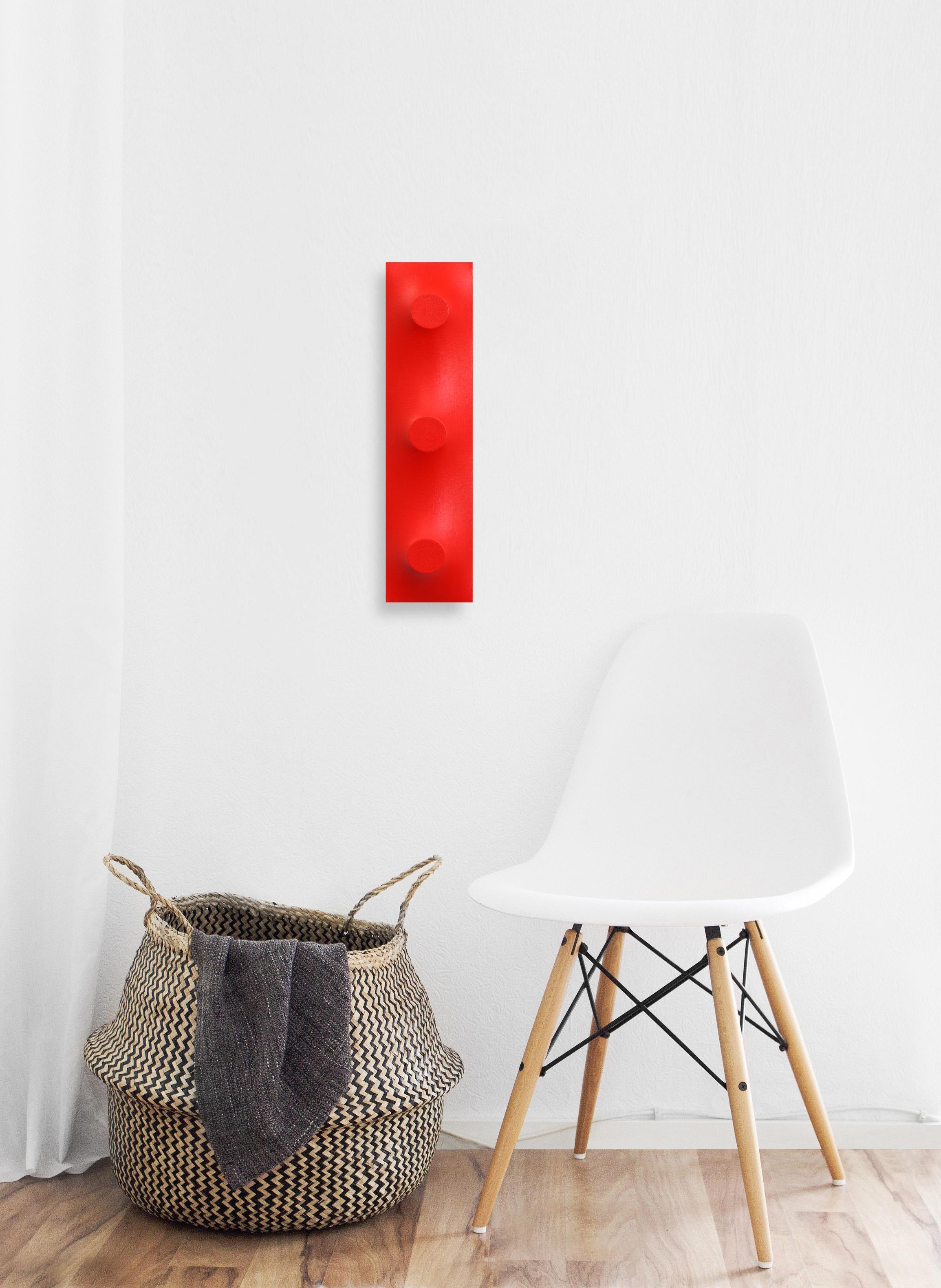 Segno A1195 - Opera d'arte moderna astratta multidimensionale rossa, scultorea e minimalista - Sculpture di Len Klikunas