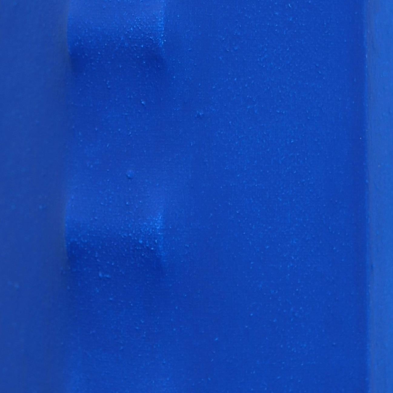 Slims CNB – Dreidimensionales, minimalistisches, abstraktes Wandgemälde in Blau im Angebot 6