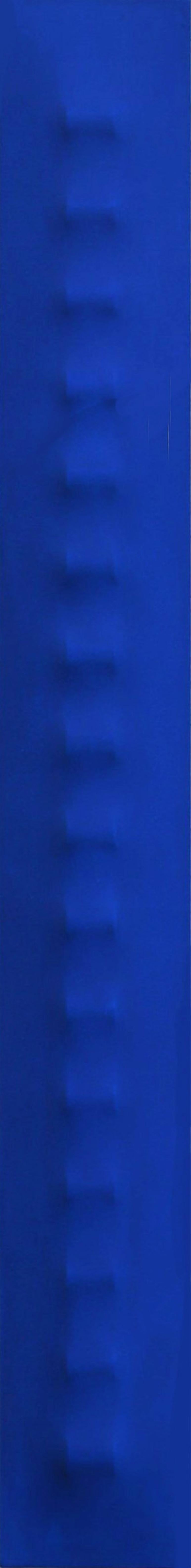 Len Klikunas Abstract Painting – Slims CNB – Dreidimensionales, minimalistisches, abstraktes Wandgemälde in Blau