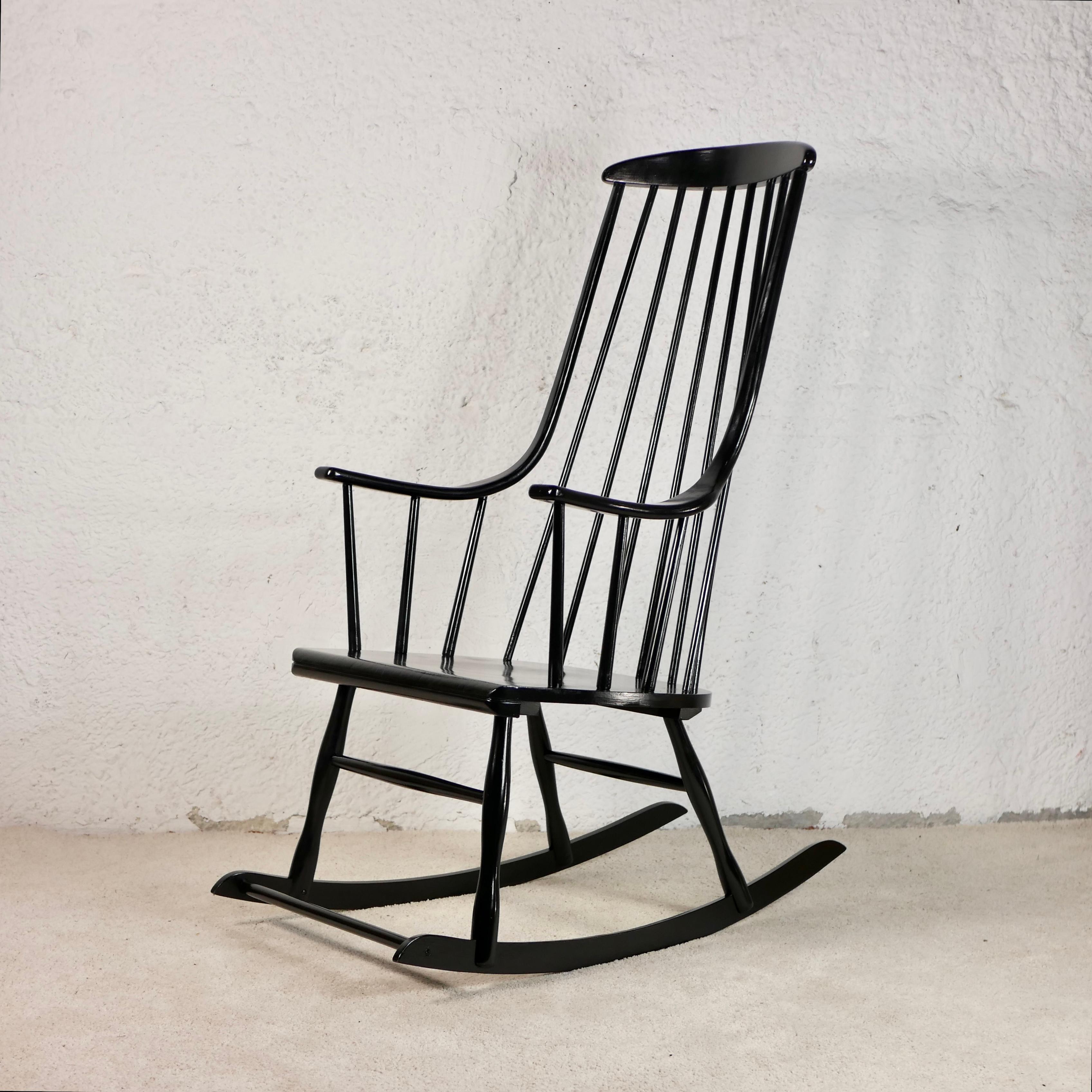 Lena Larsson's Grandessa Rocking-Chair 1