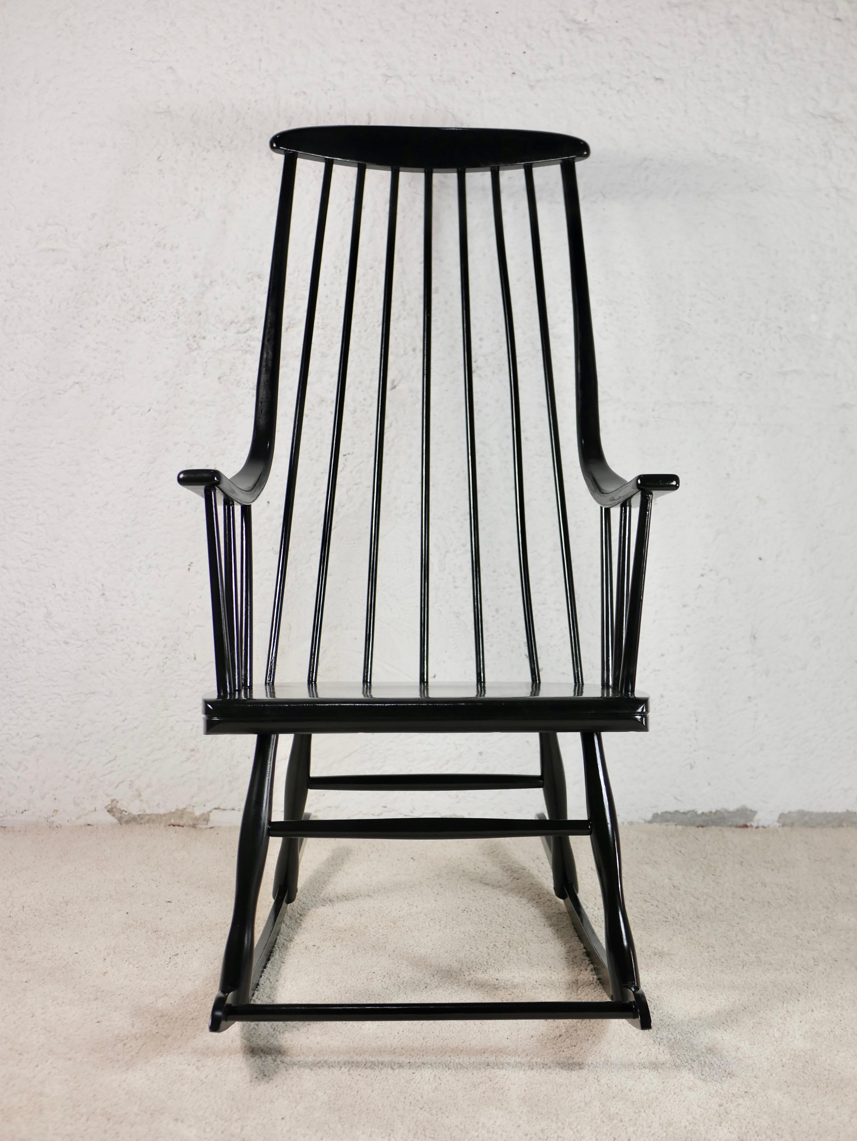Lena Larsson's Grandessa Rocking-Chair 2