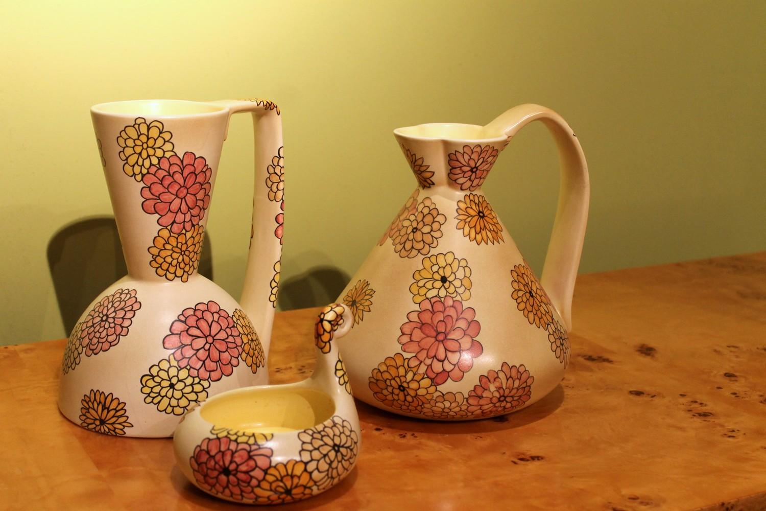 Lenci Italian Art Deco Ceramic Jug, Pitcher and Tray Set with Floral Patterns For Sale 2