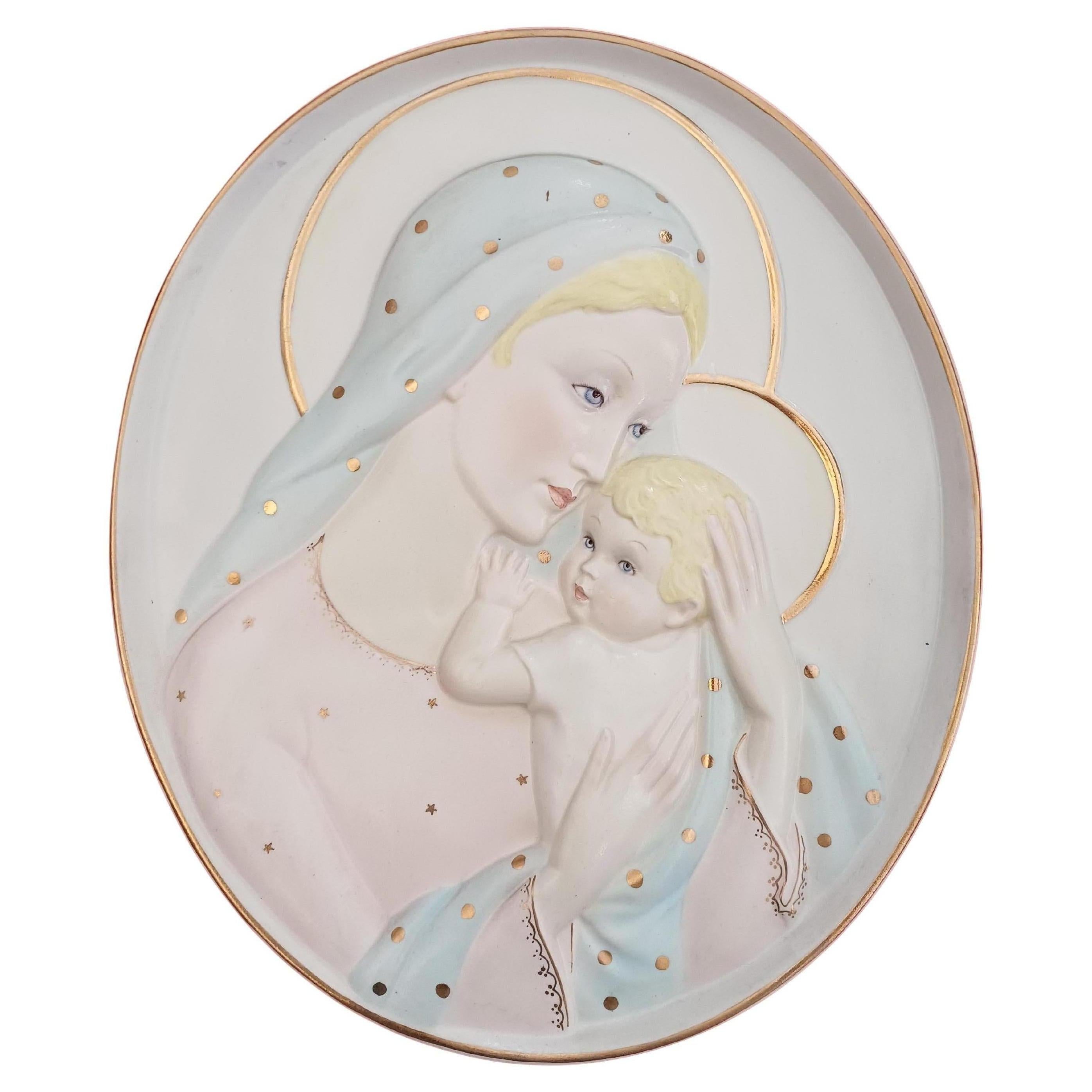 Plate - ceramic relief Lenci Torino 
Polychrome painted ceramic Madonna and Child
On the back Lenci mark as pictured.
Unblemished.


