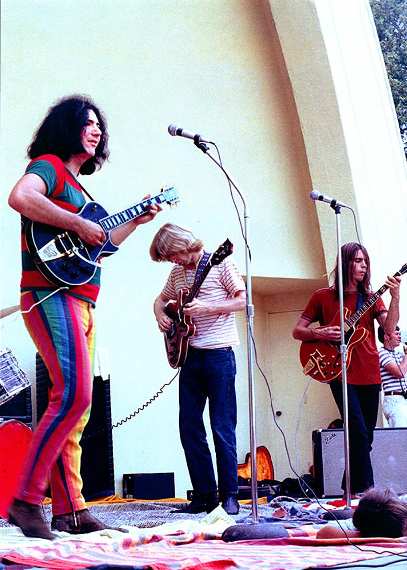 Grateful Dead-Fotografie von Ann Arbor, Michigan 1968 von Jerry Garcia – Photograph von Leni Sinclair